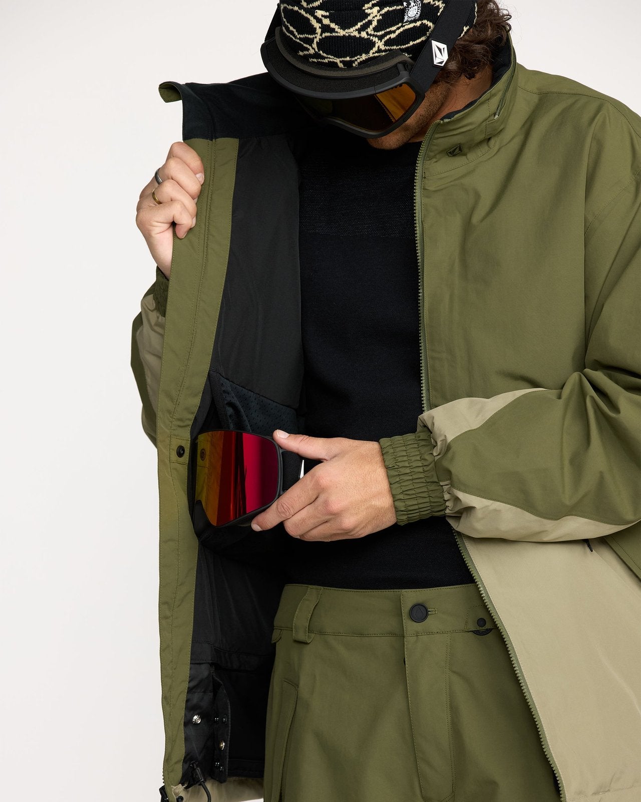 Mens Longo Gore-Tex Jacket Dark Olive - Image 8