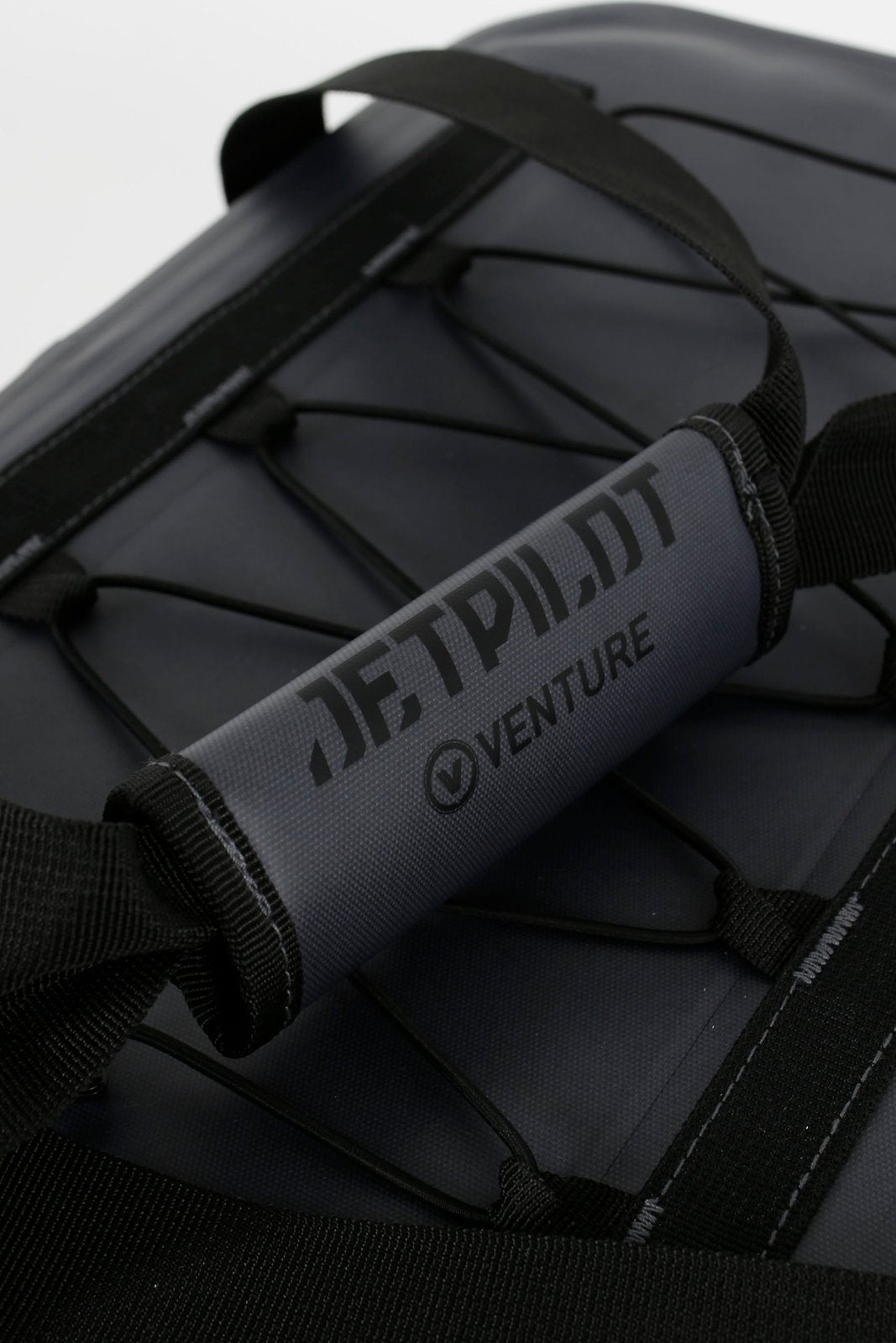 Venture Cooler Charcoal - Image 9