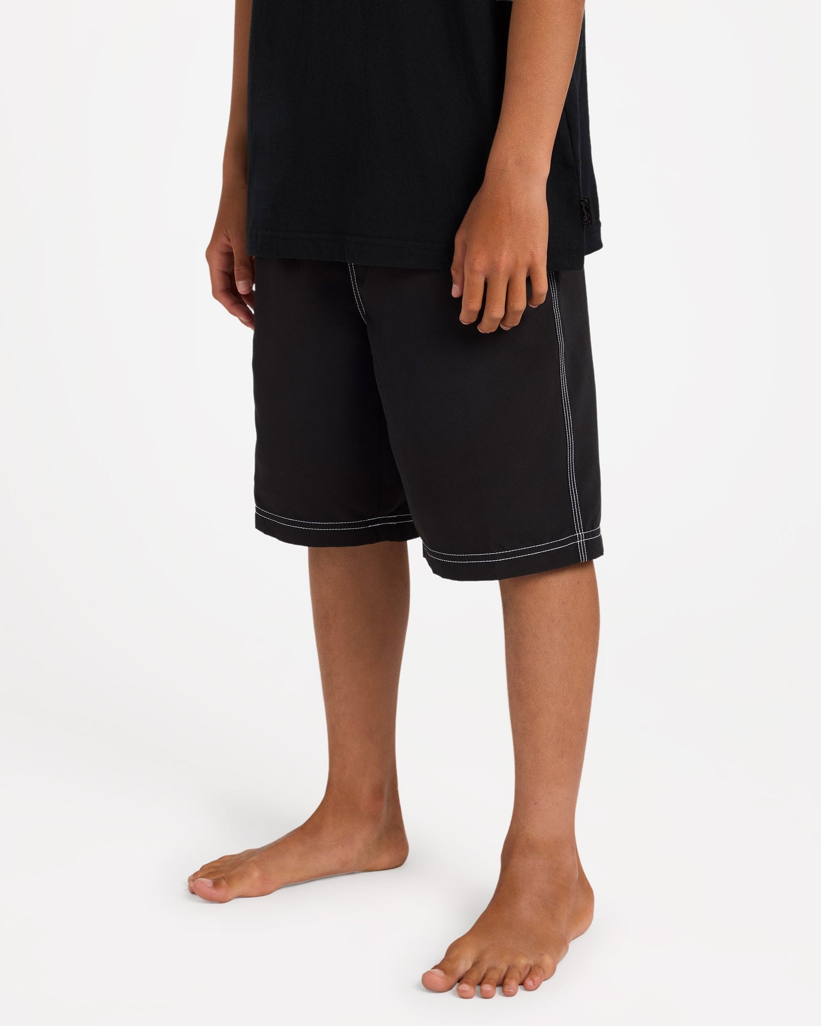 Boys Throw On 18" Black - Image 3