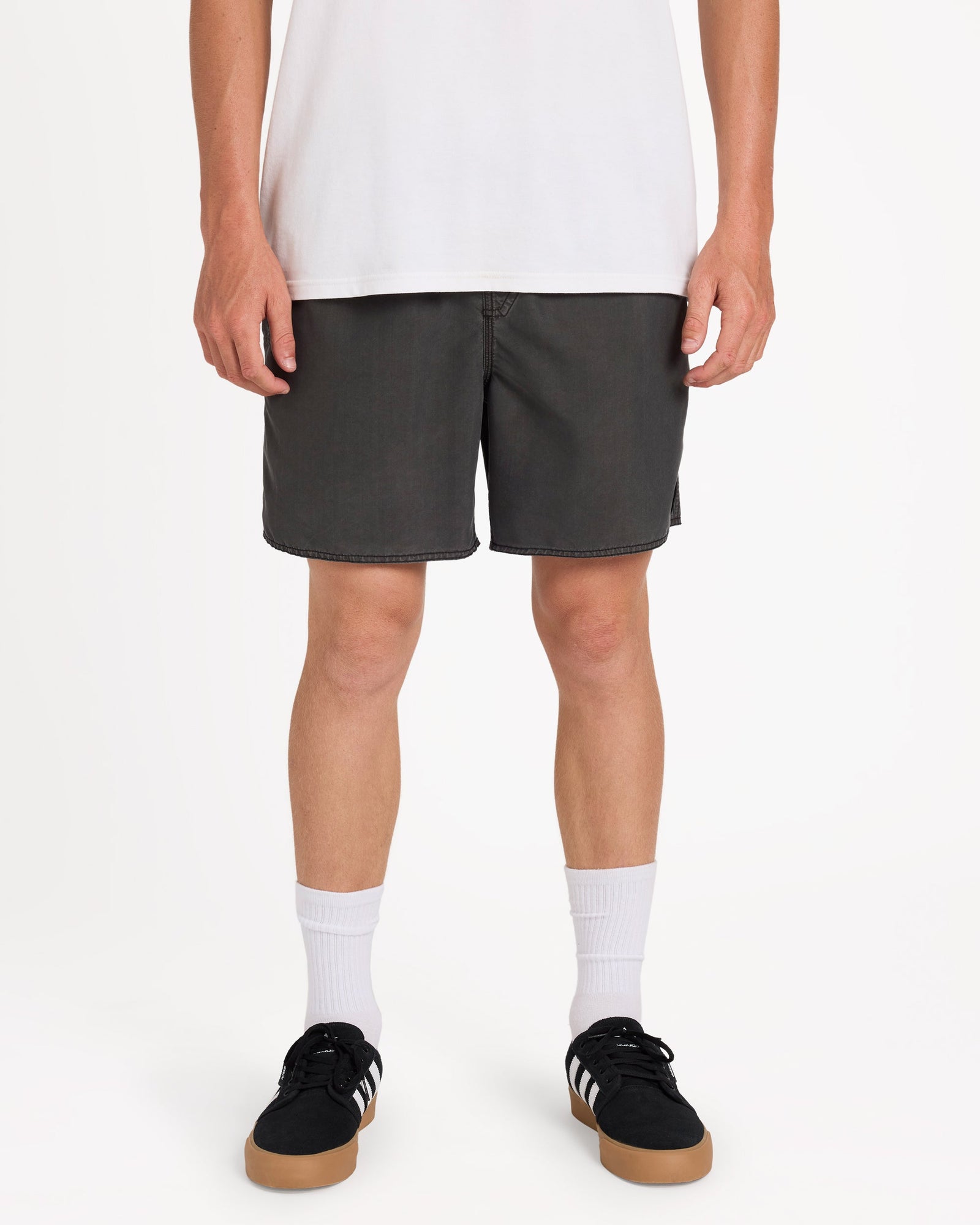 Mens Center 17" Black - Image 1