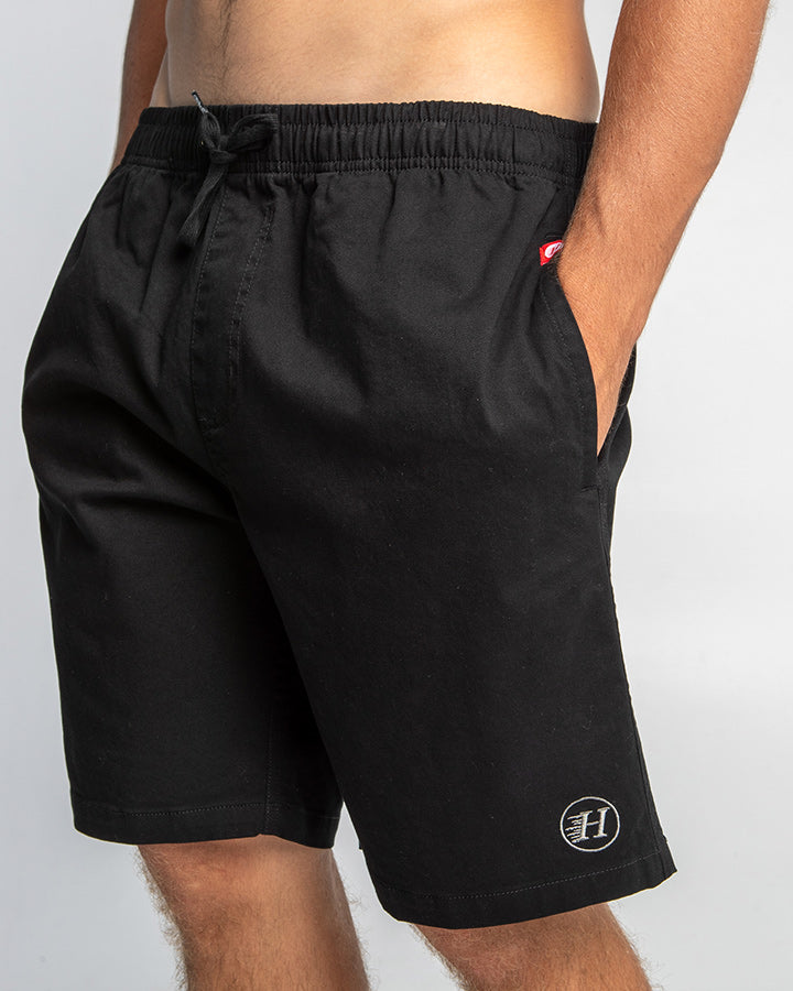 The Basic Chino 19"