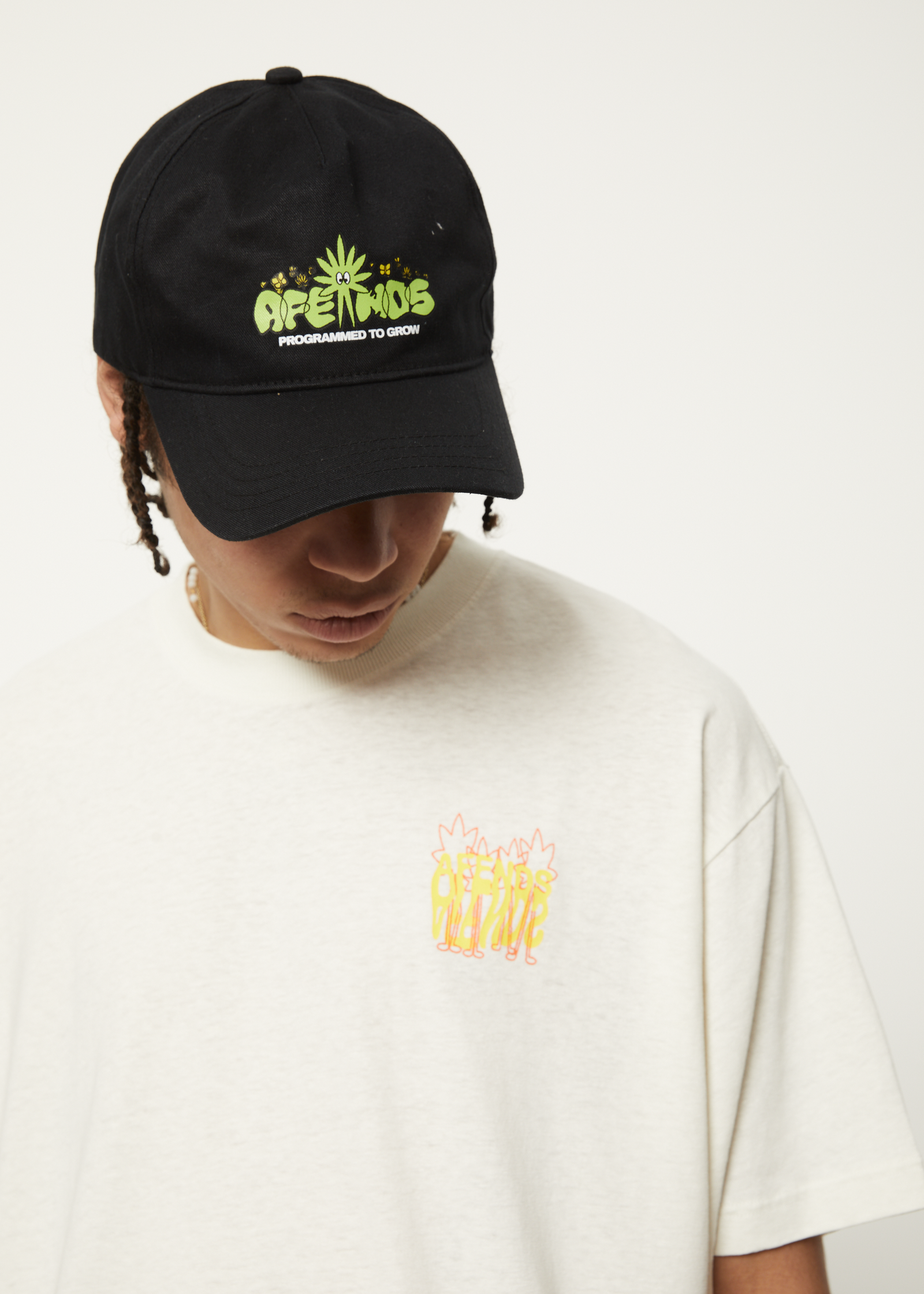 Vibrations - Hemp Boxy Graphic T-Shirt - Off White