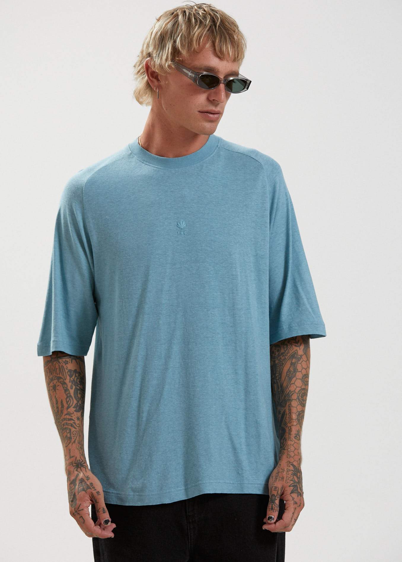 Afends Cadet - Hemp Raglan T-Shirt - Stone Black Marine