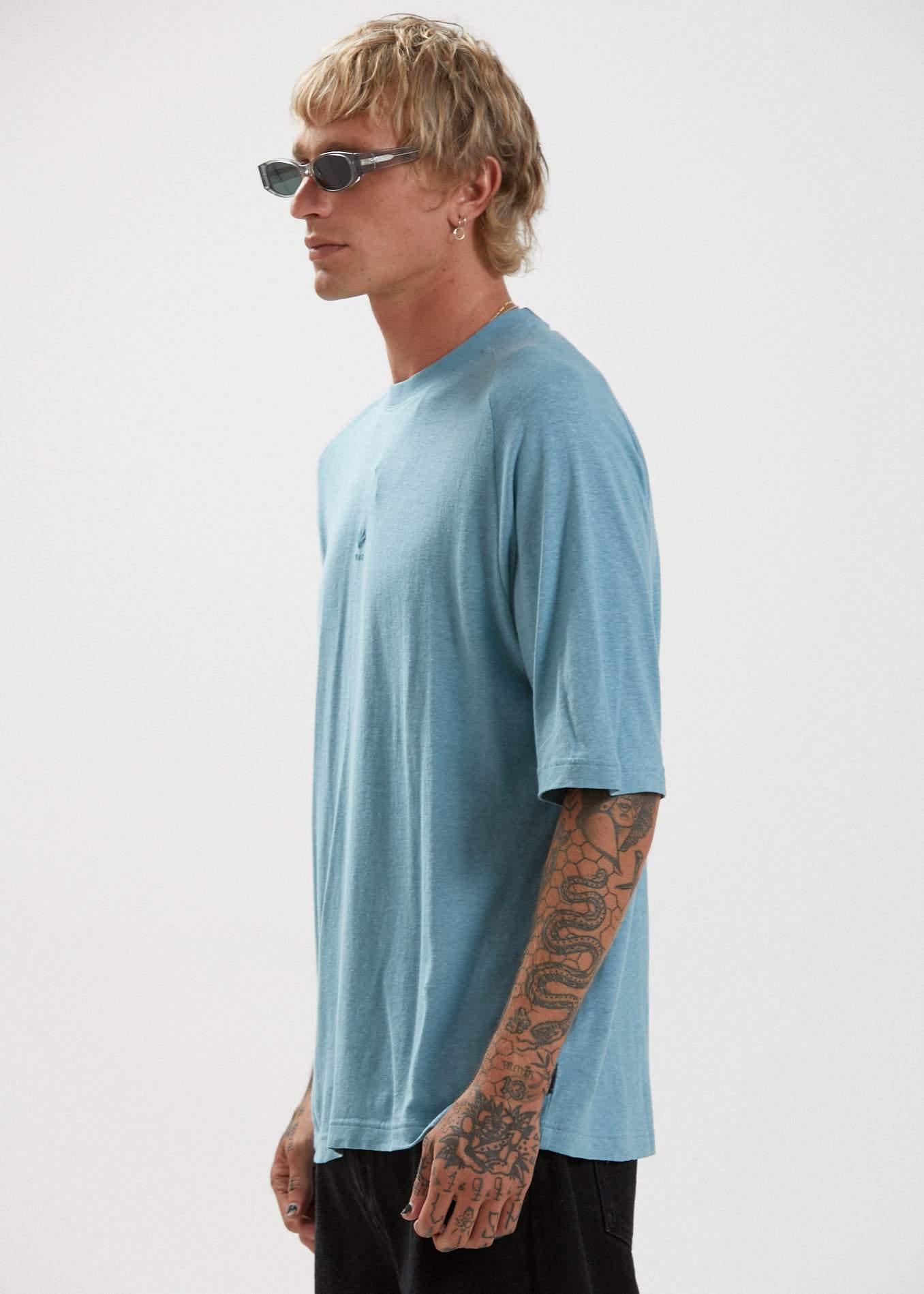 Afends Cadet - Hemp Raglan T-Shirt - Stone Black Marine