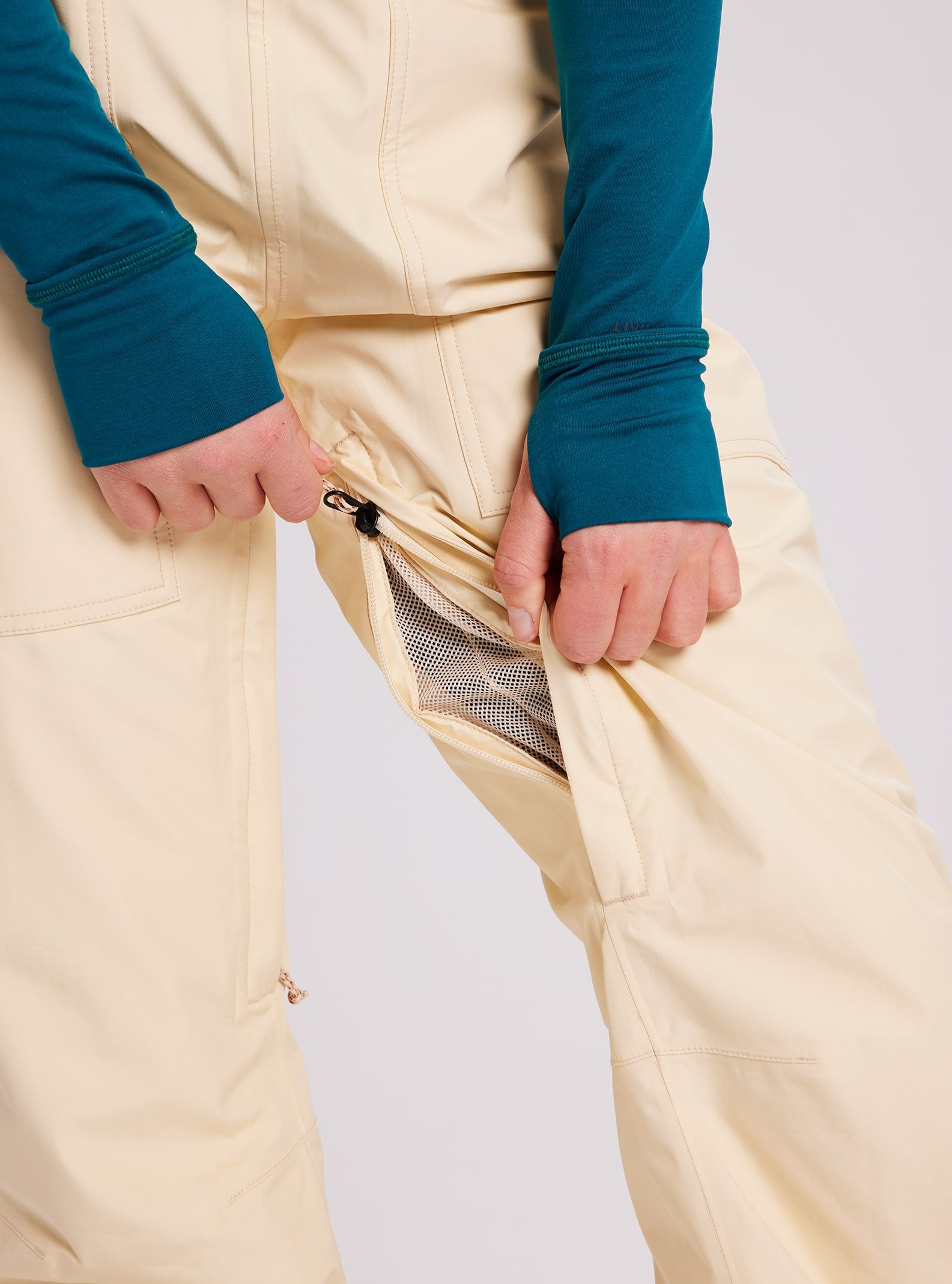Burton GORE-TEX Avalon Bib Pant 2022 Creme brulee