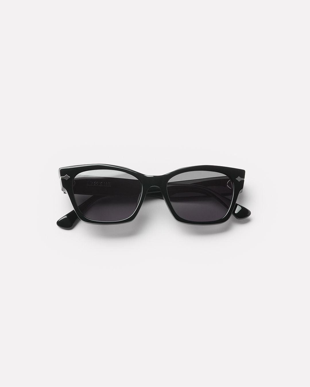 Epokhe Desire Sunglasses Black Polished / Black