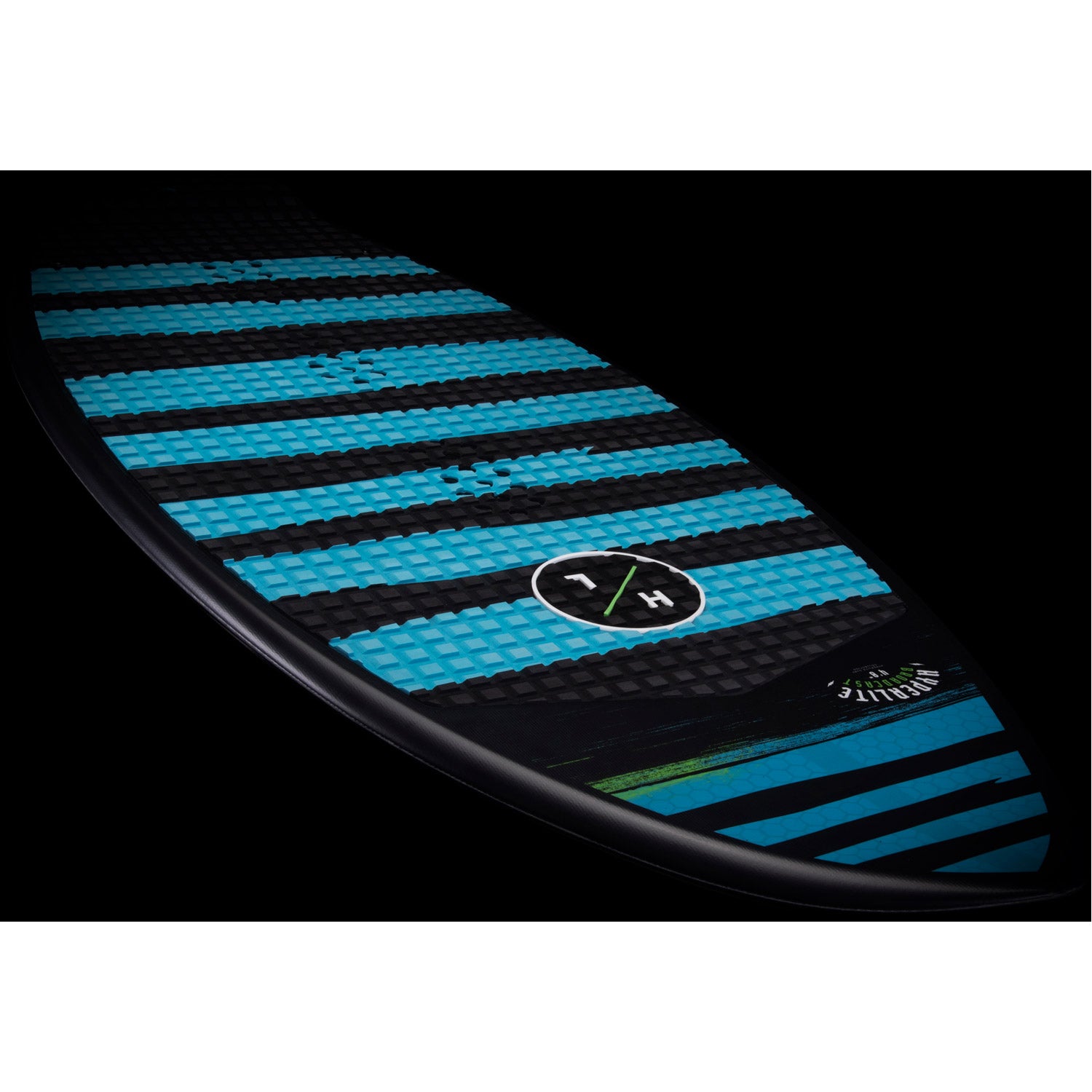 Broadcast Wakesurfer 2022
