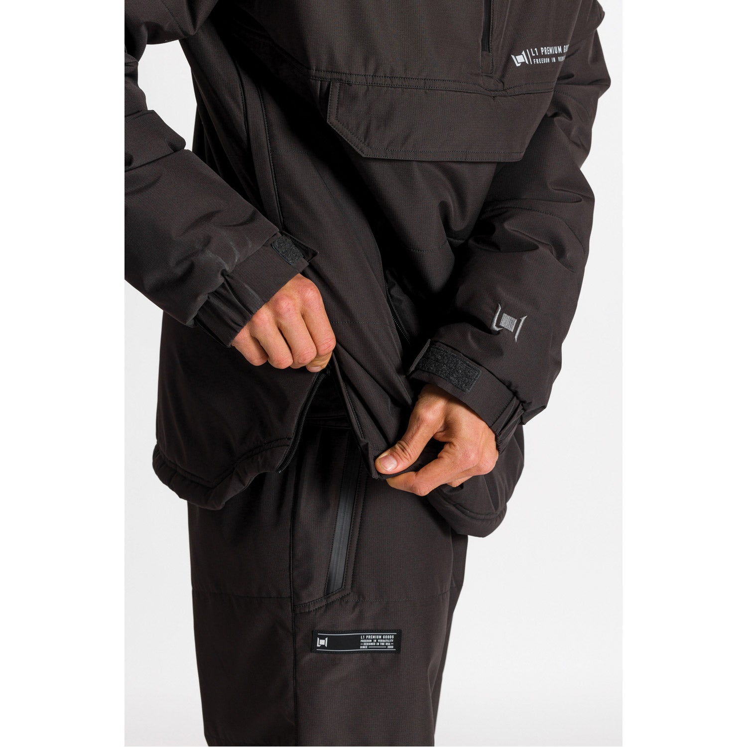 L1 Aftershock Snowboard Jacket Black