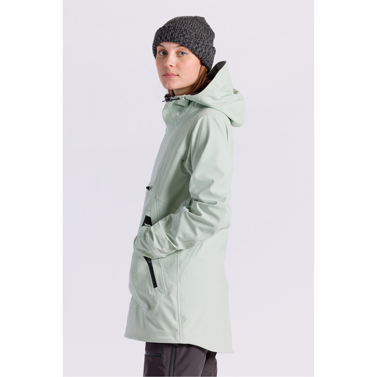 L1 Atlas Snowboard Jacket Spray