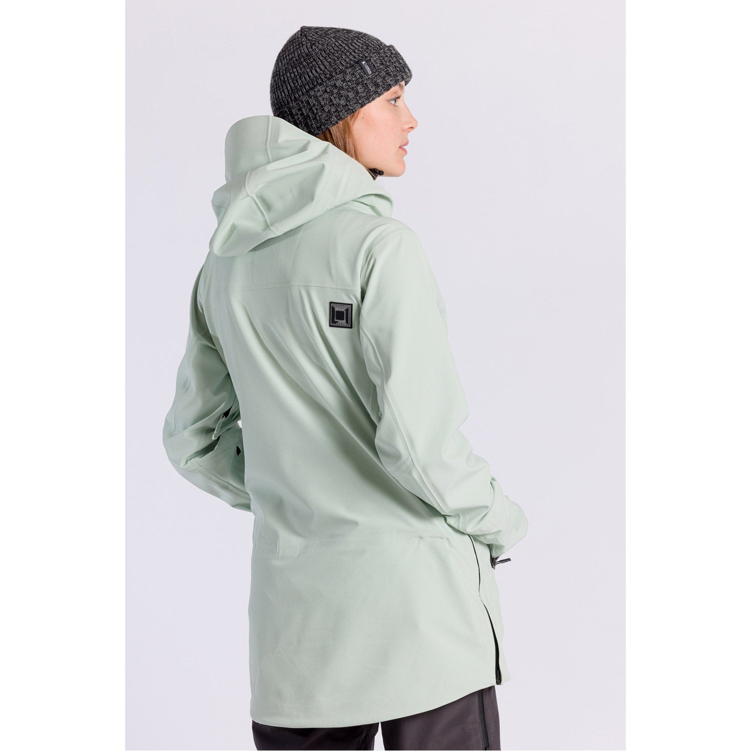 L1 Atlas Snowboard Jacket Spray