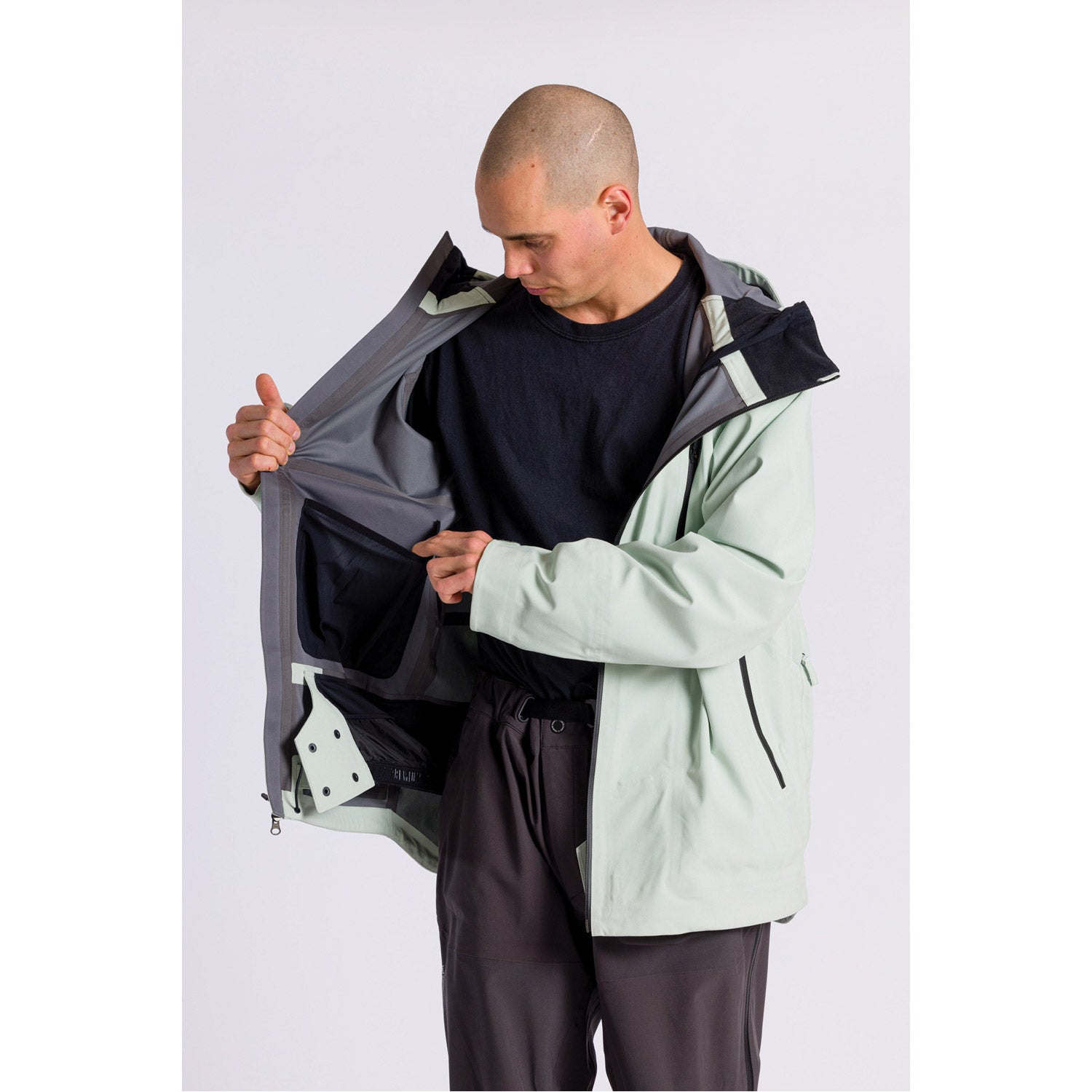 L1 Axial Genderless Snowboard Jacket Spray