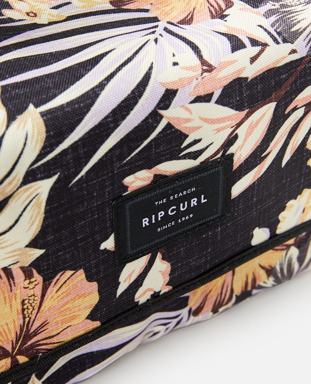 Rip Curl Paradise Rolled Beauty Case Black