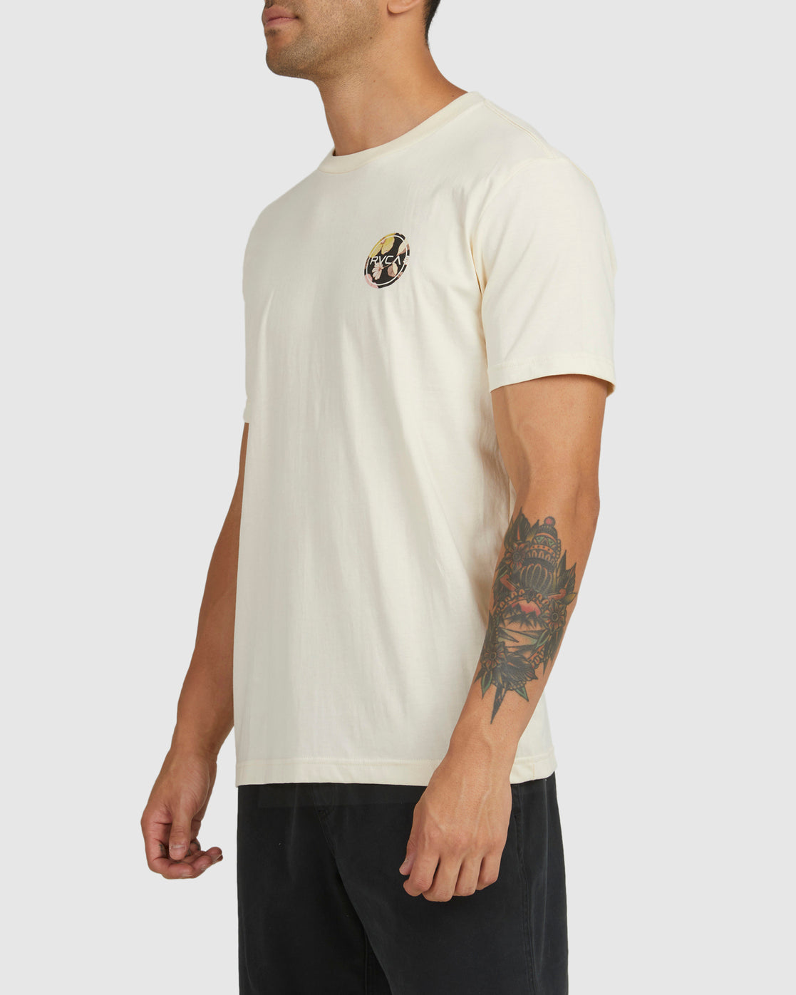 RVCA ALL DAY SS TEE BLEACHED