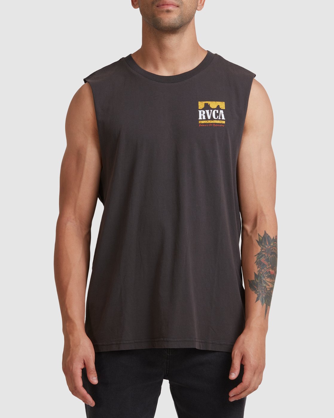 RVCA PACKETS MUSCLE Washed black