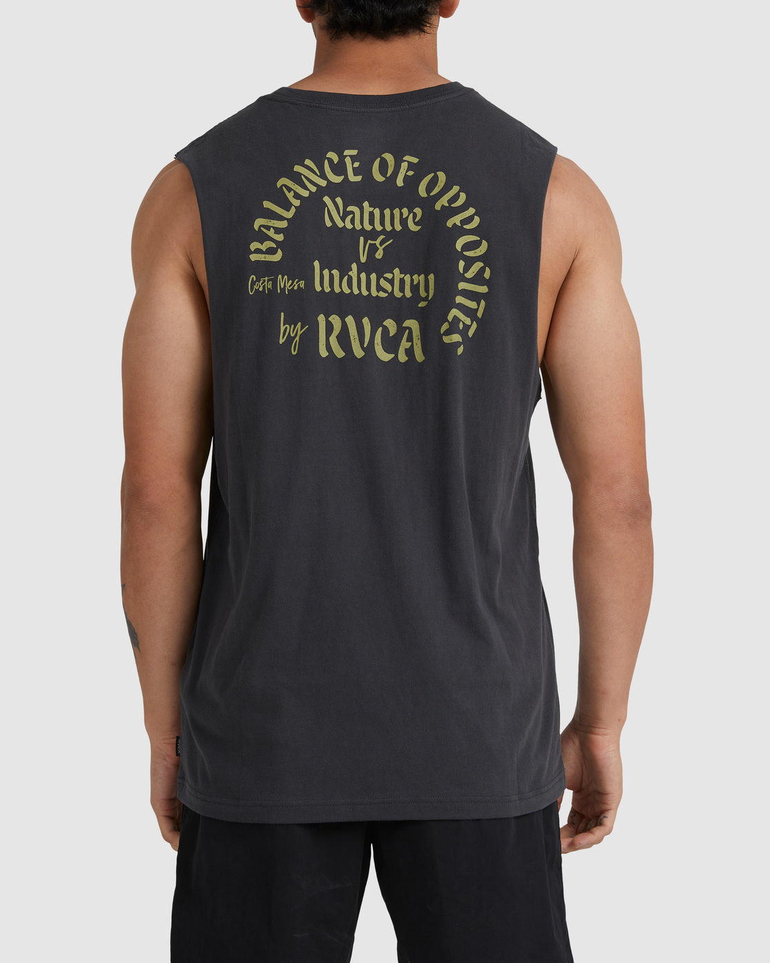 RVCA STRANGE BREW MUSCLE PIRATE BLACK