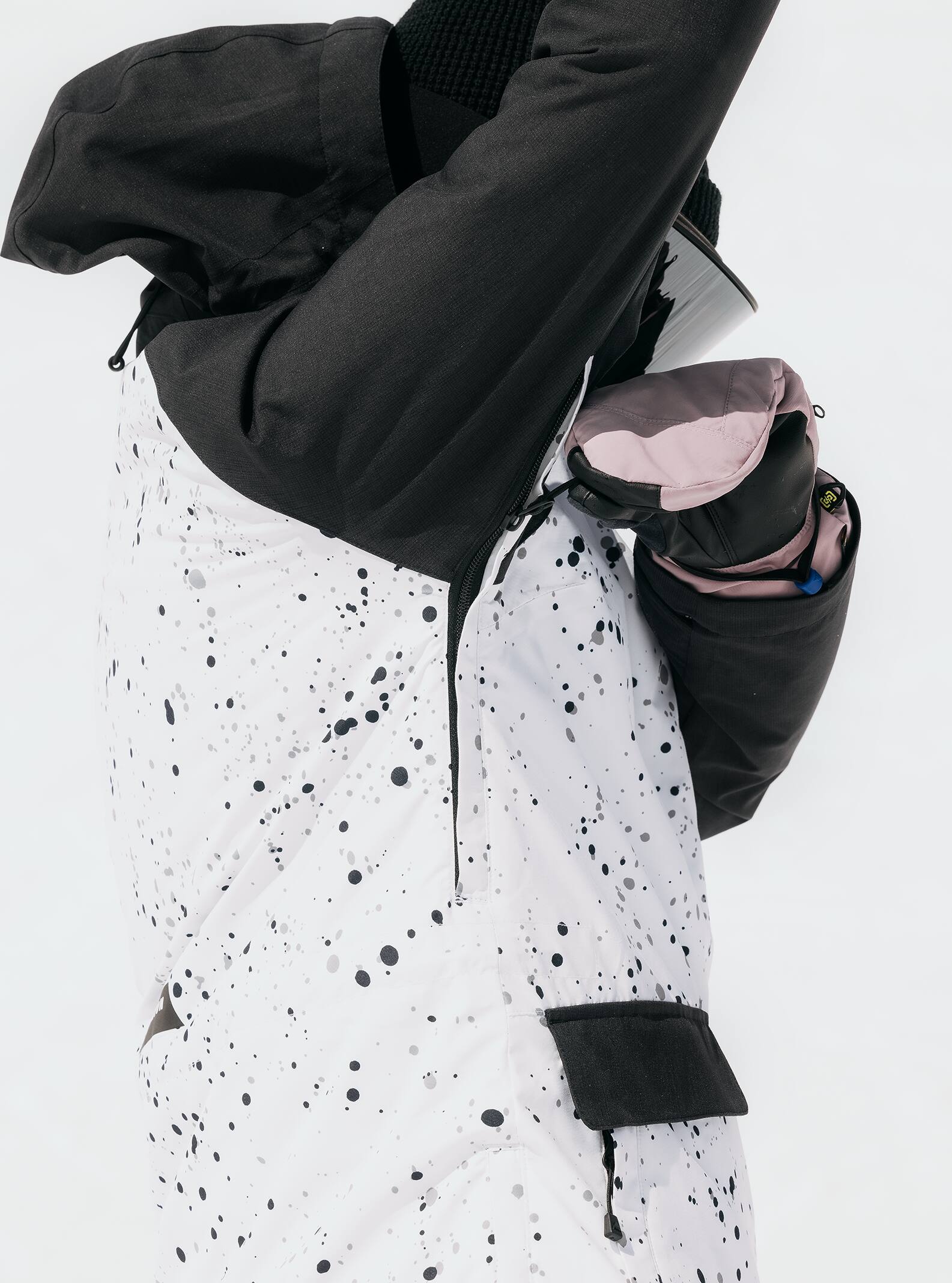 Burton Women's Burton Lalik 2L Jacket Stout White Spatter/True Black