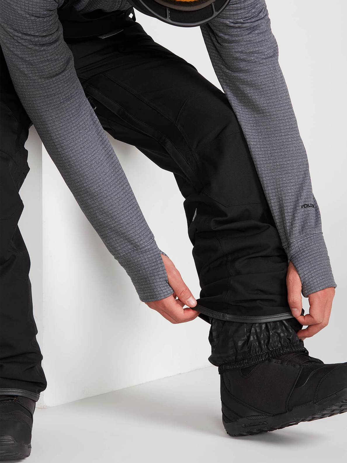 Volcom Mens Roan Bib Overall - Black Black