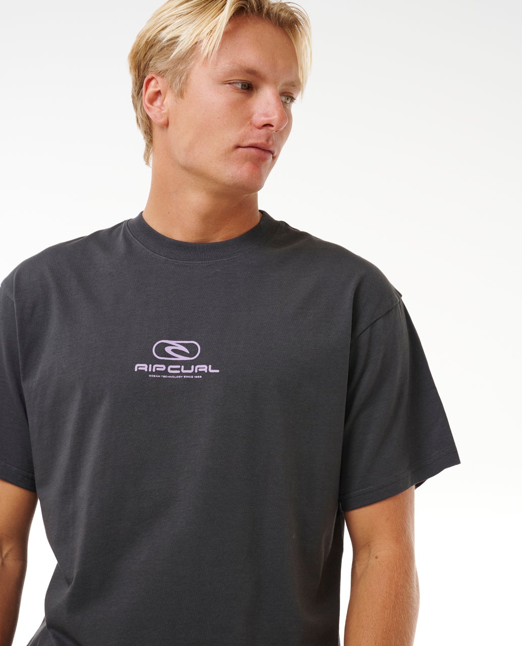 Pill Icon Tee Washed Black - Image 6