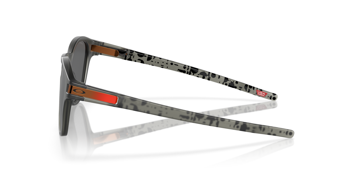 Latch Community Collection Sunglasses Matte Grey Smoke - Prizm Black Lens