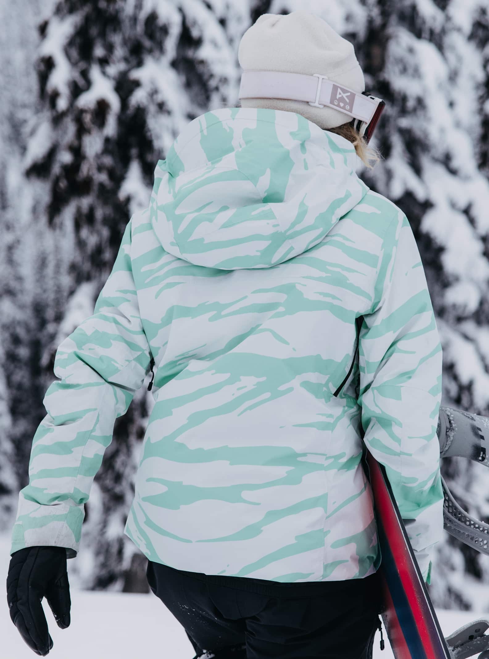 Women's [ak] Embark GORE-TEX 2L Snowboard Jacket