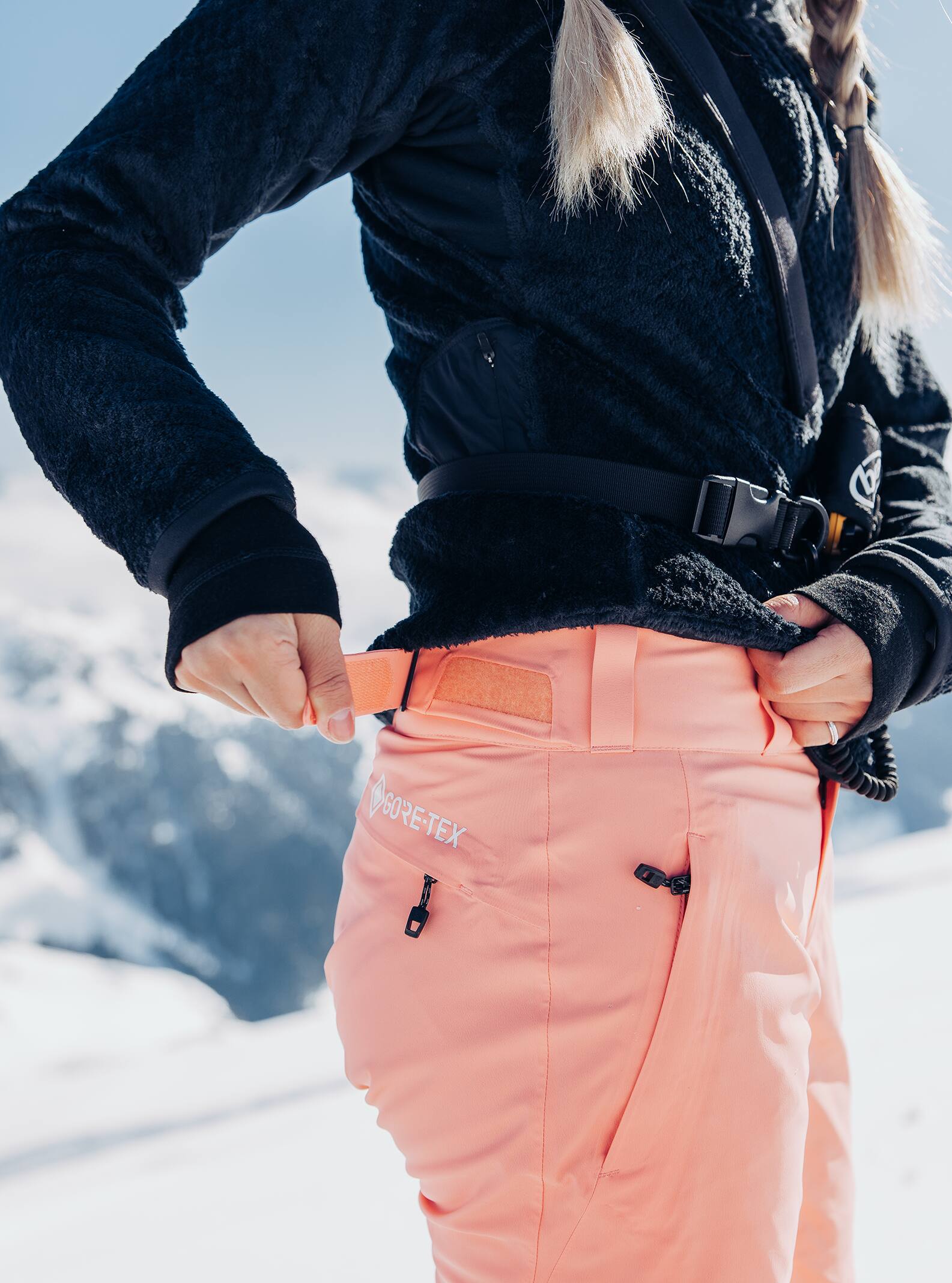 Women's [ak] Summit GORE-TEX 2L Snowboard Pants