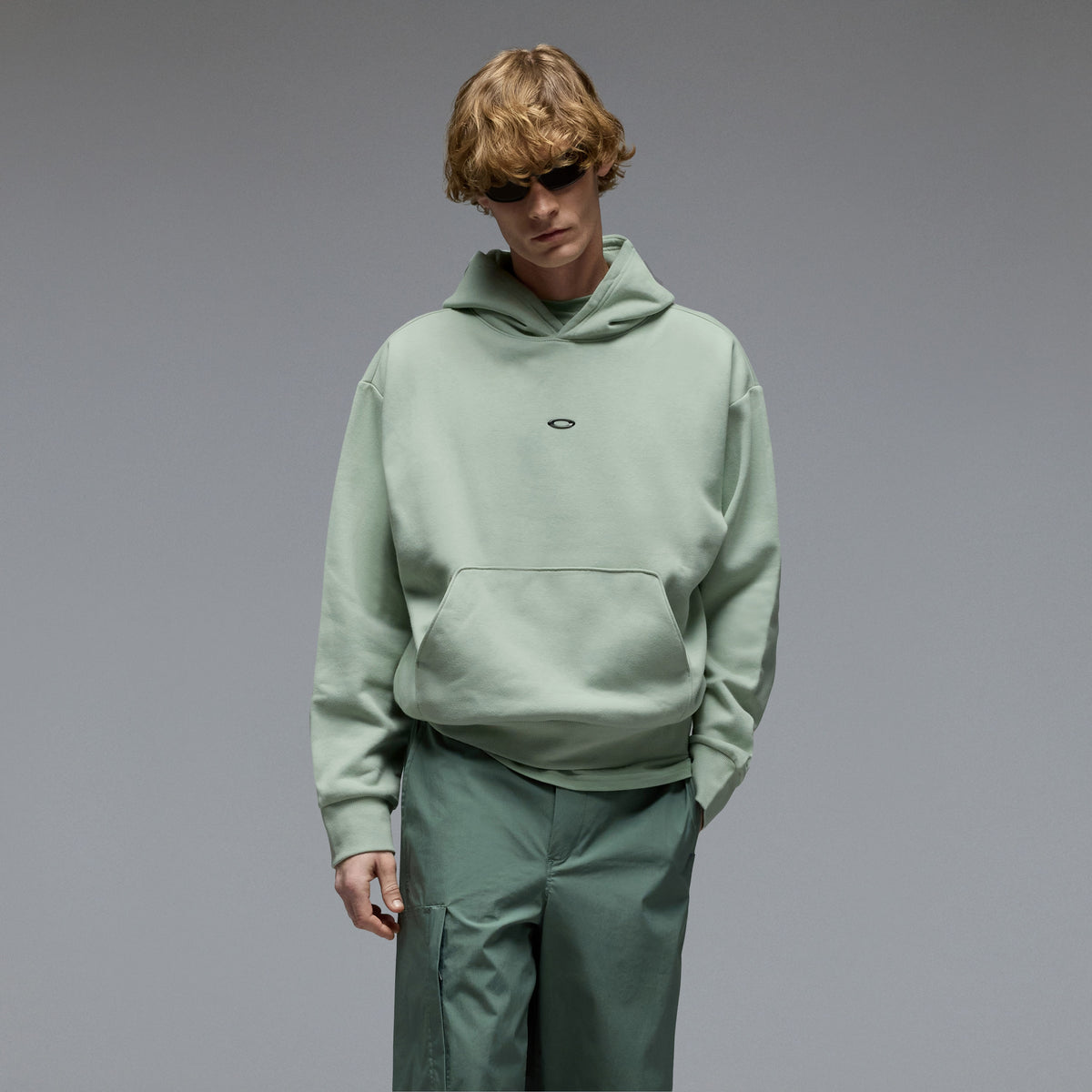 Metal Rise Hoodie Faded Green - Image 13