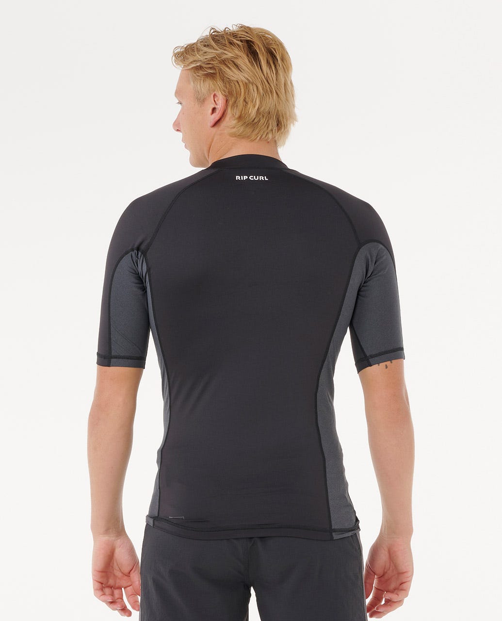 Waves UPF50 Performance Short Sleeve Rash Vest