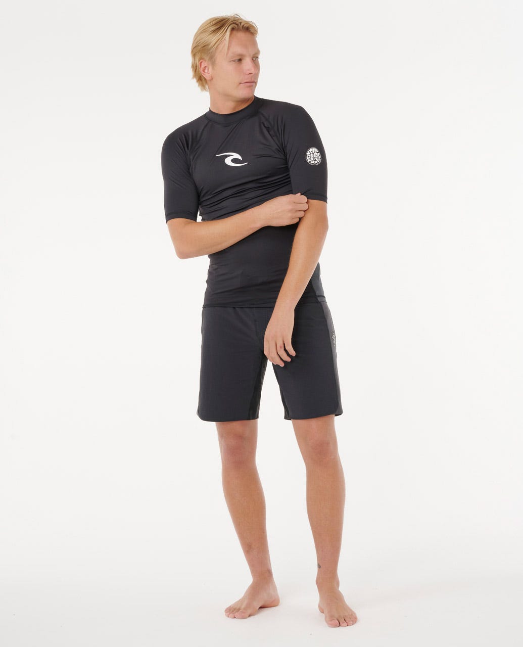 Waves UPF50 Performance Short Sleeve Rash Vest