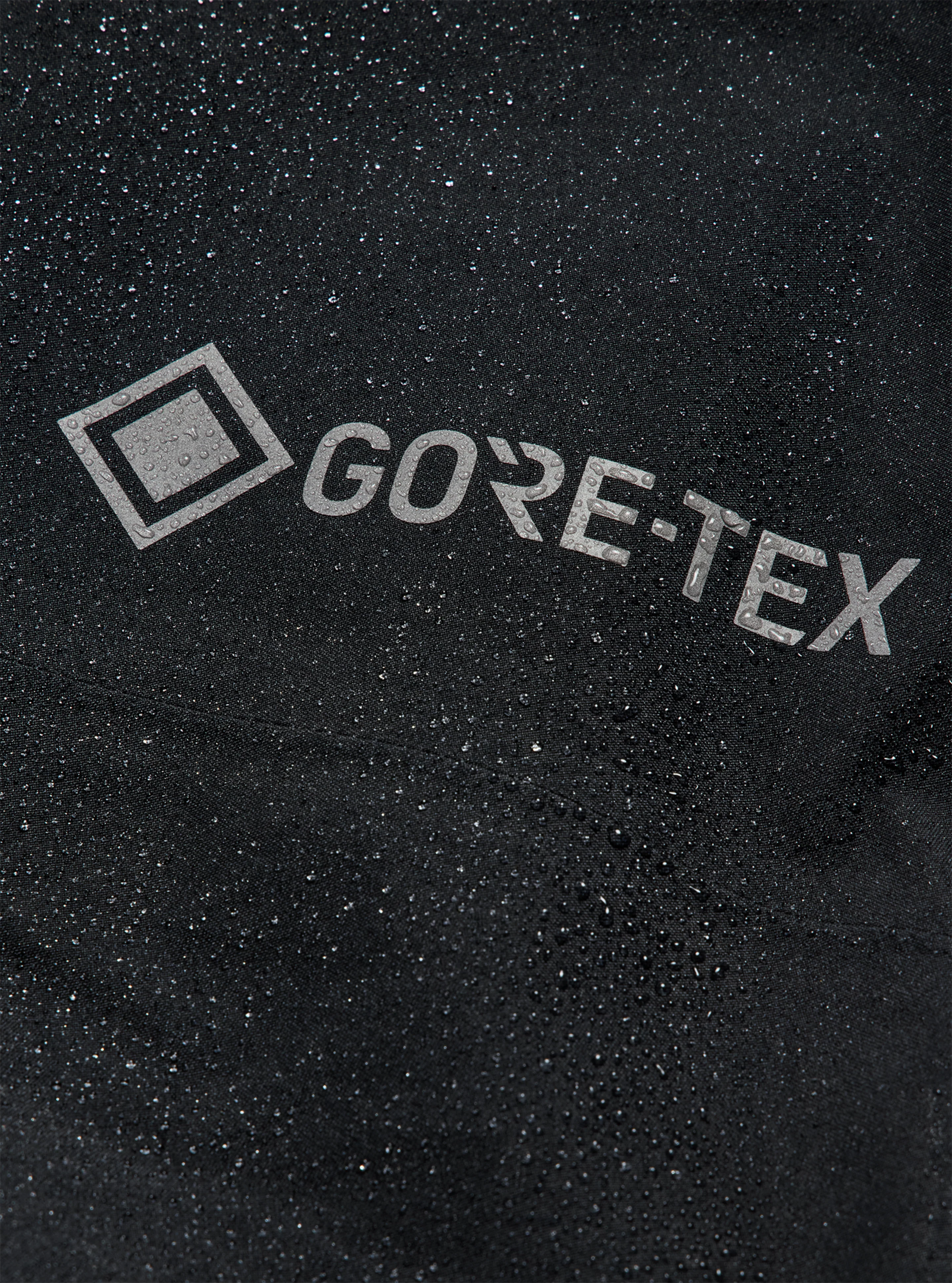 Womens [Ak] Kimmy Gore-Tex 3L Stretch Bib Pants True Black - Image 8