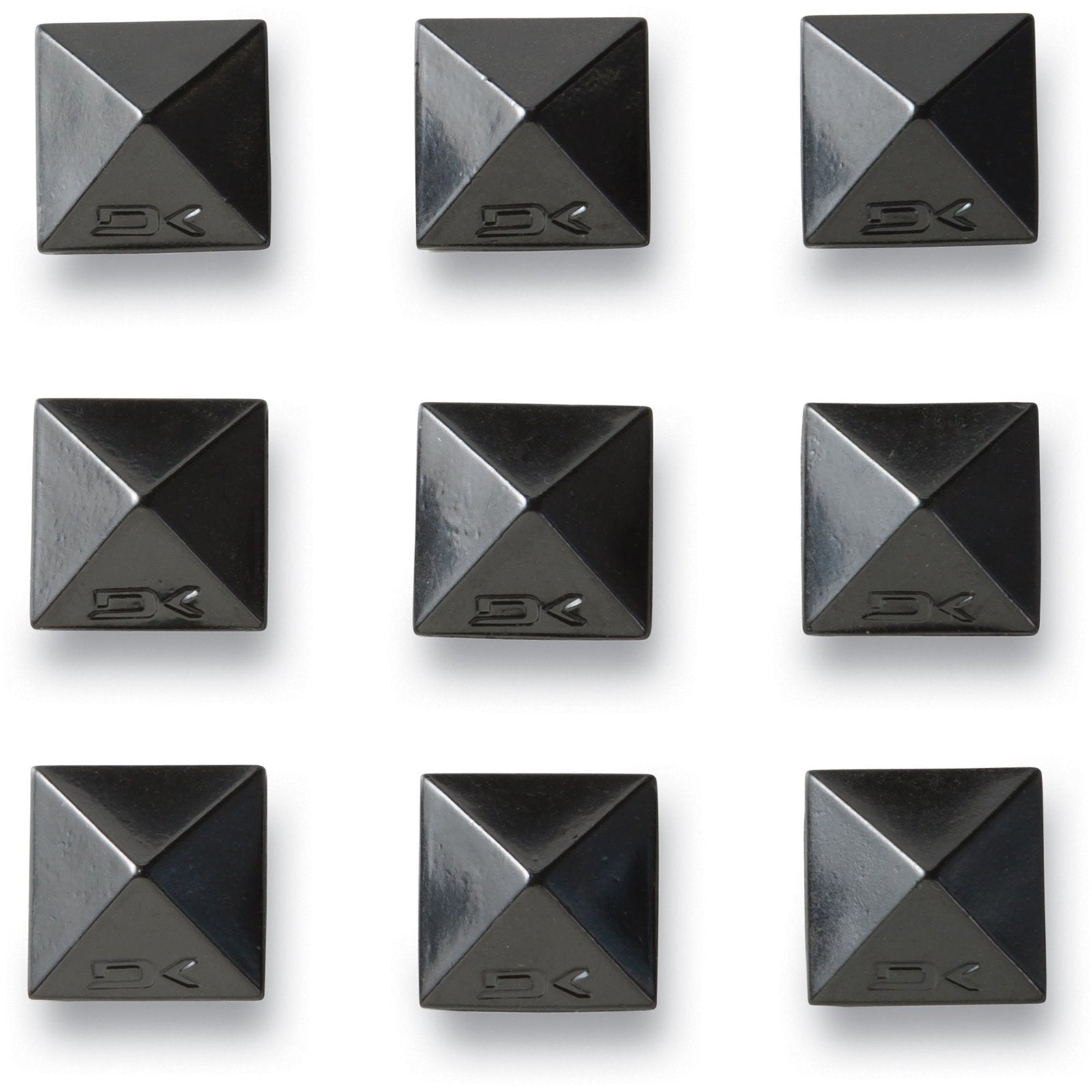 Pyramid Studs Snowboard Stomp Pad Black - Image 1