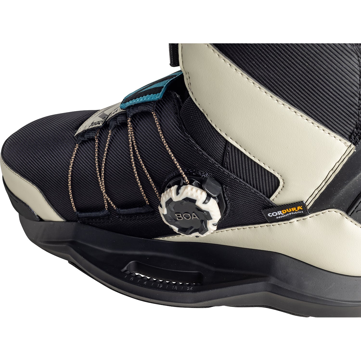 Supreme Wakeboard w/ Supreme Boa Boot Package - Image 10
