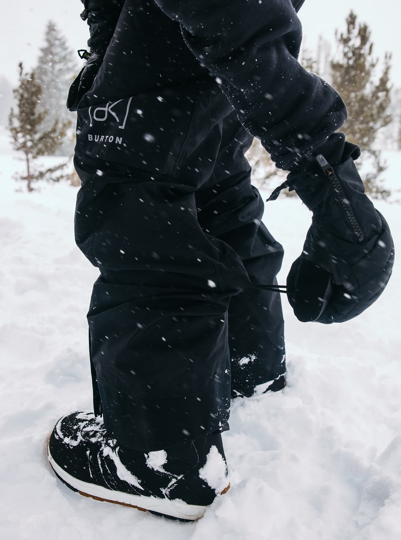 Women's [ak] Kimmy GORE-TEX 2L Bib Pants