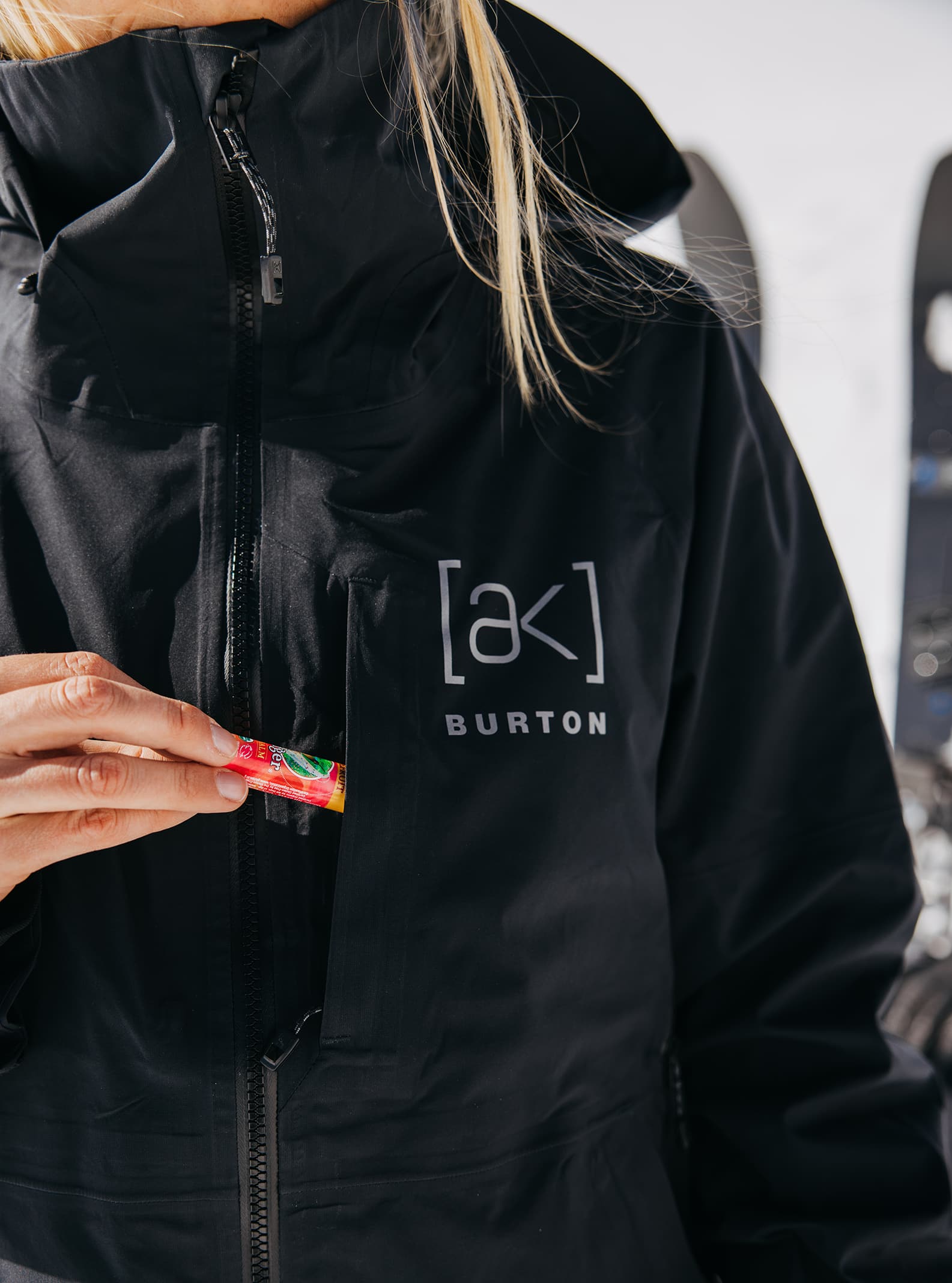 Women's [ak] Kimmy GORE-TEX 3L Stretch Snowboard Jacket
