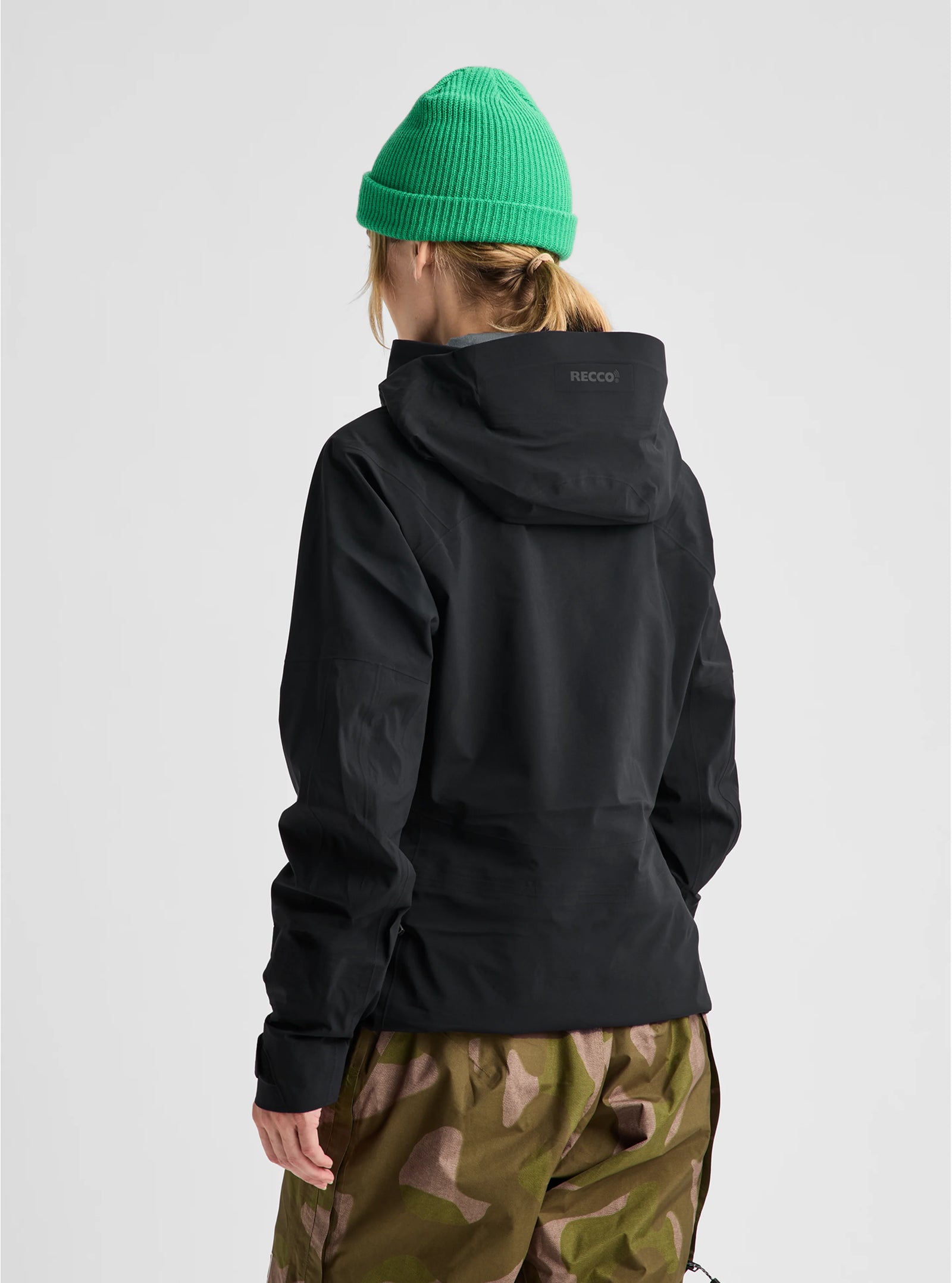 Womens [Ak] Kimmy Gore-Tex 3L Stretch Jacket True Black - Image 2