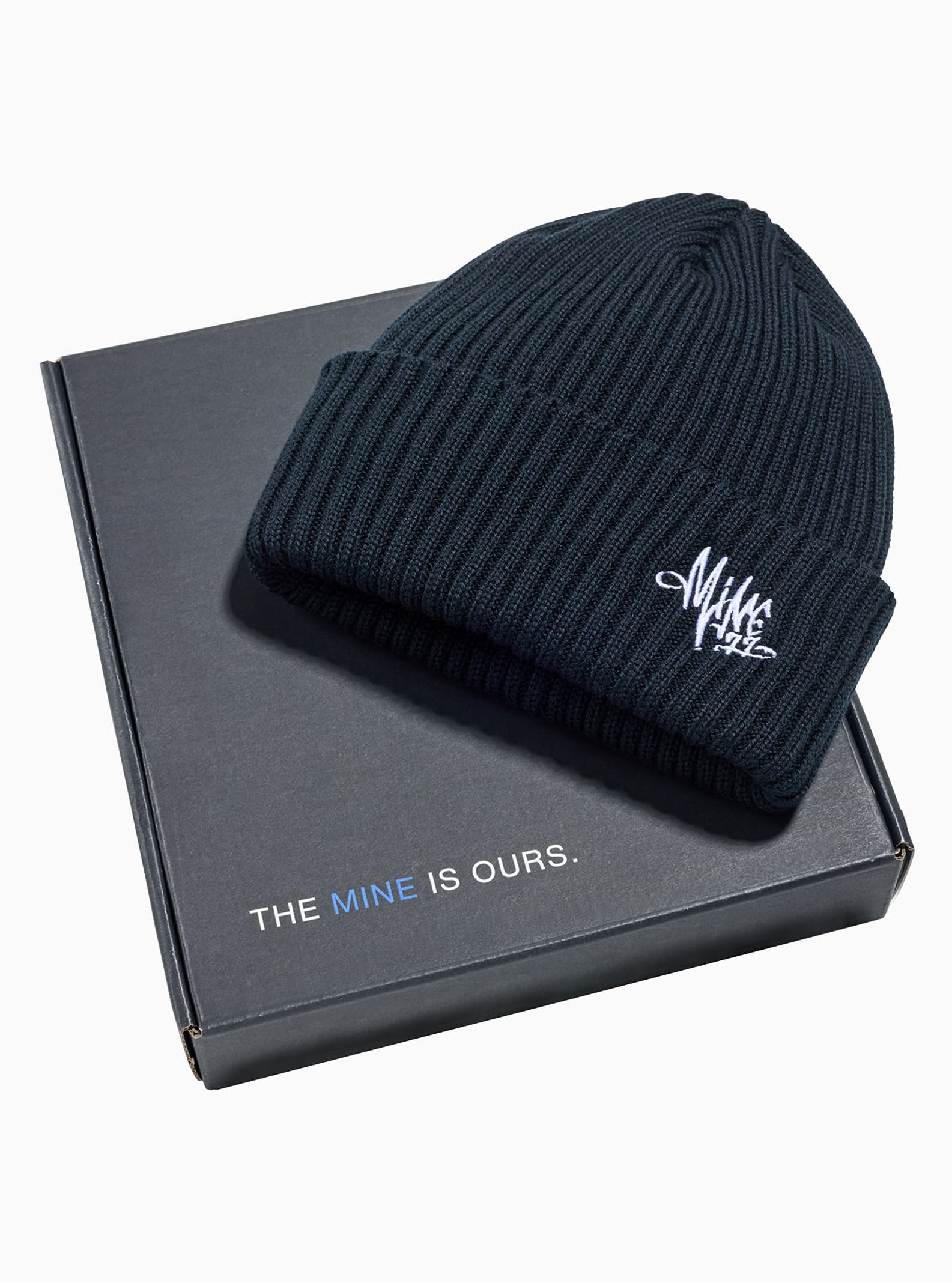 MINE77 Knit Beanie