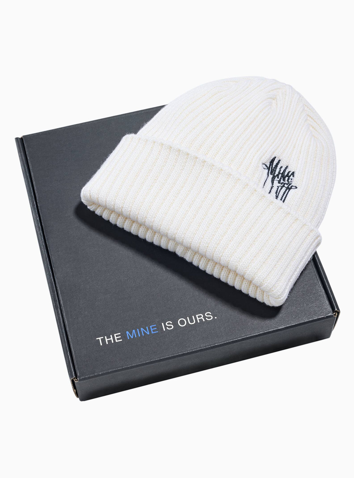 MINE77 Knit Beanie