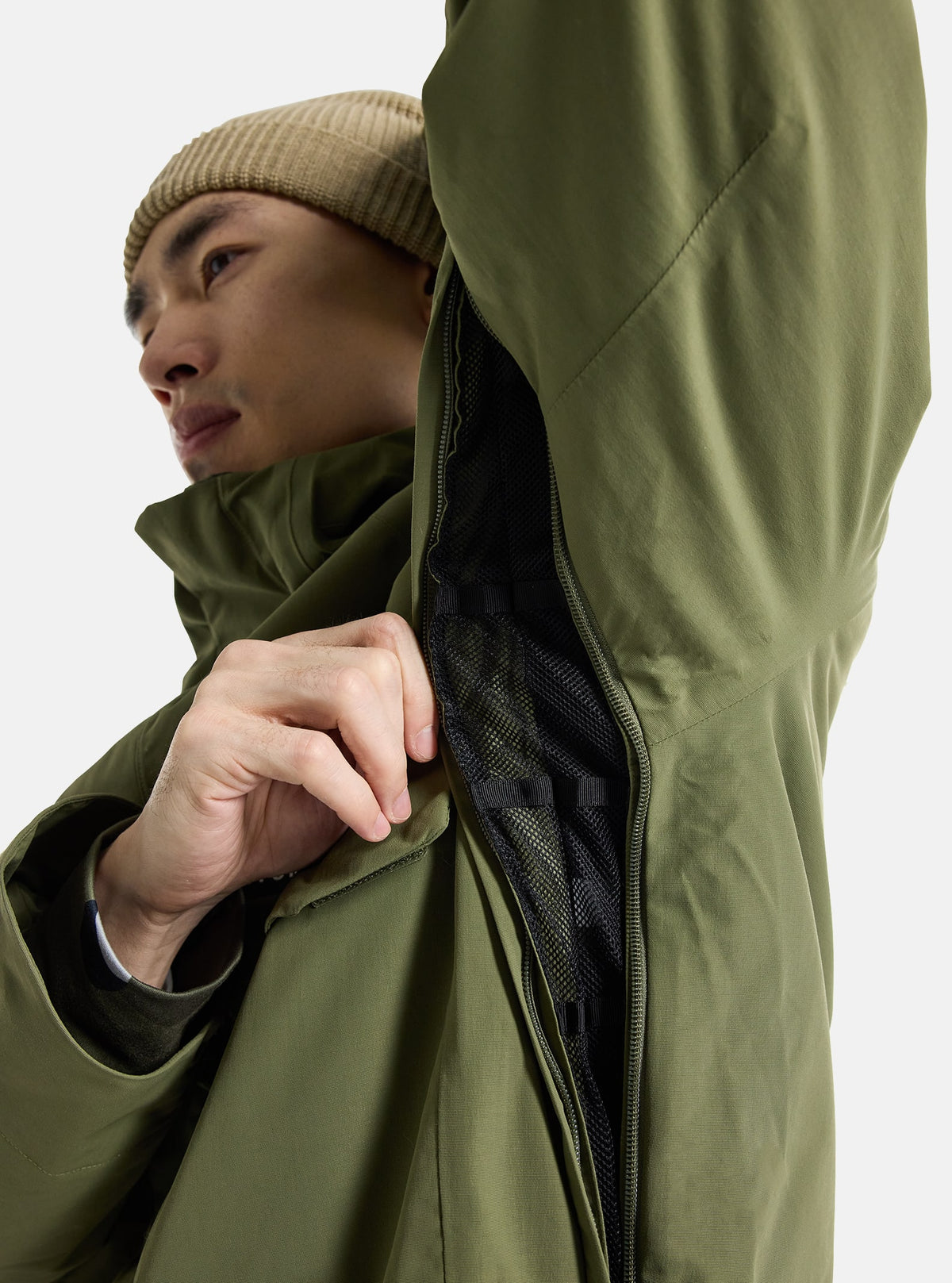 Men's Covert 2.0 2L Snowboard Jackets