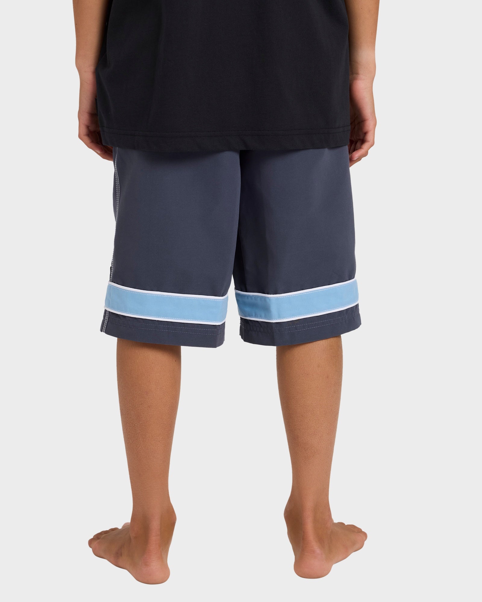 Boys 8-16 Throw On 2.0 18" Boardshorts
