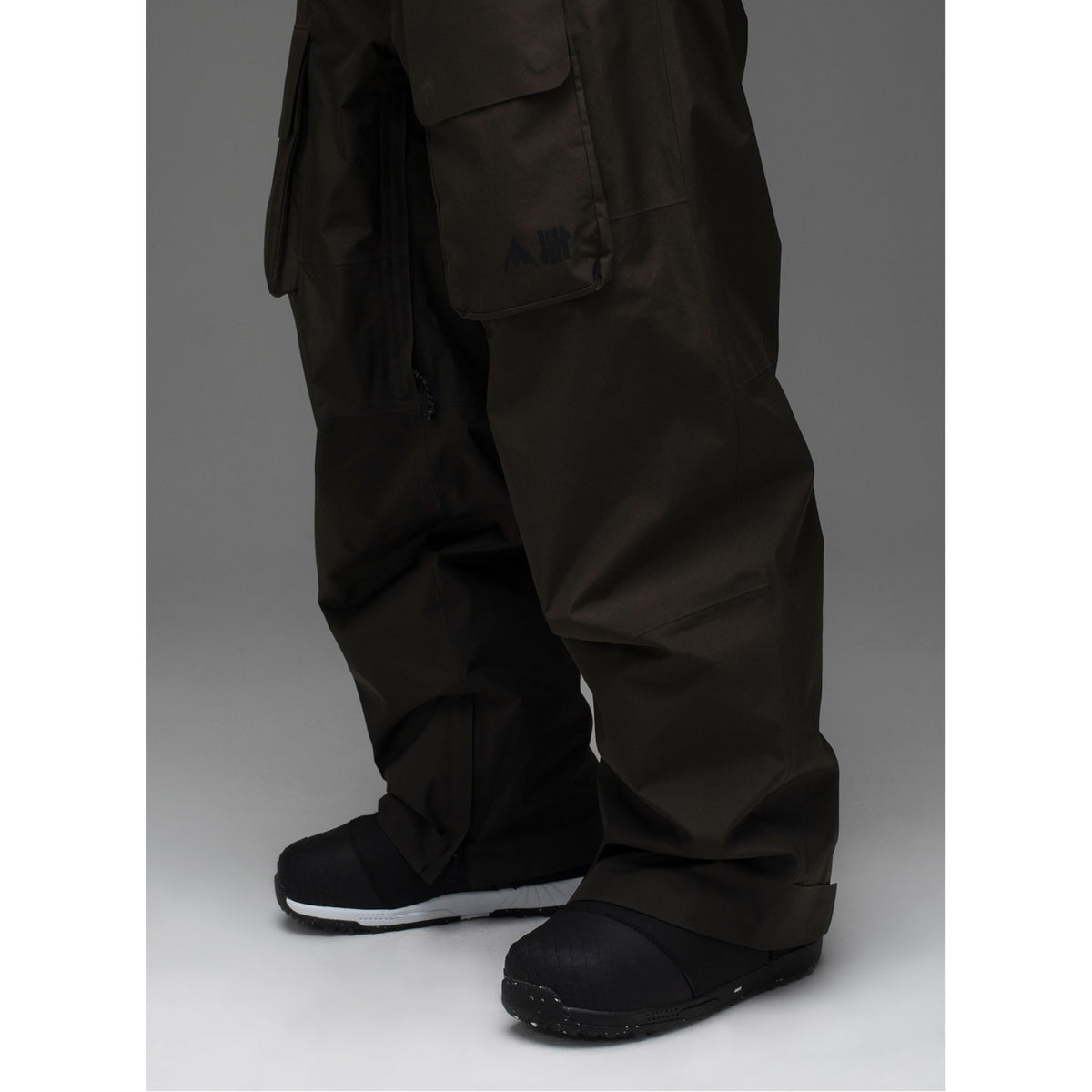 Undefeated 2L GORE-TEX Bib Pants