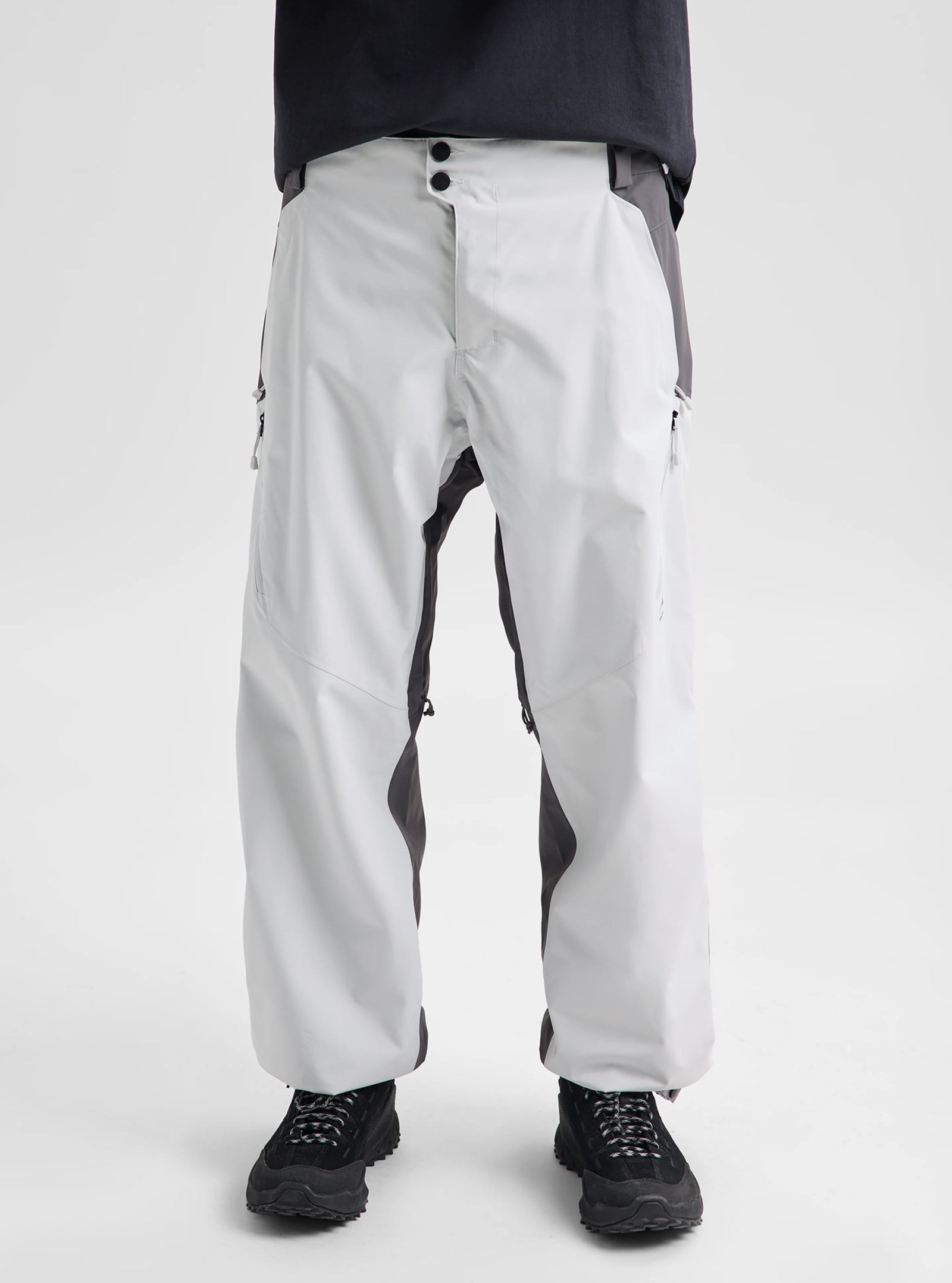Mens Reserve 2L Relaxed Pants Gray Cloud / Gotham Gray - Image 10