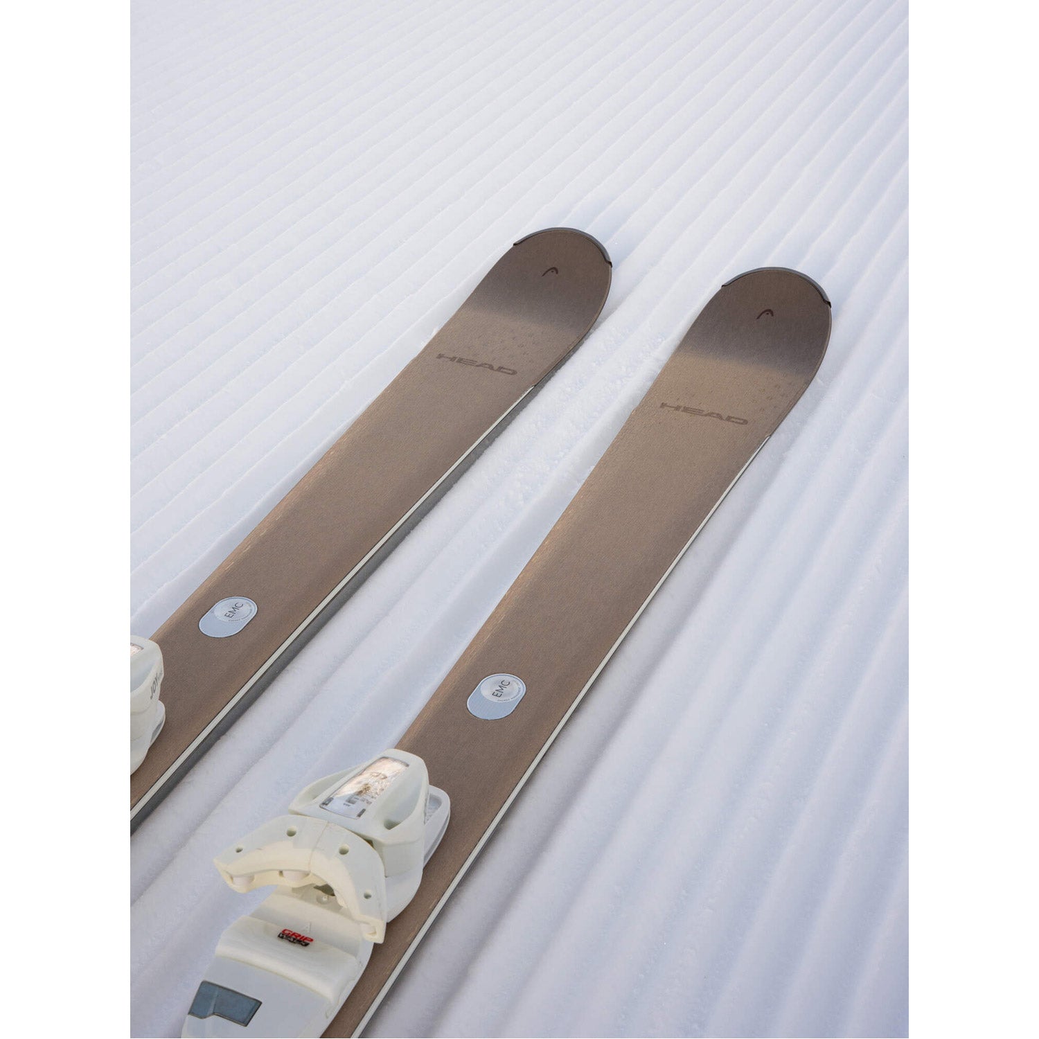 e.Pure Joy Skis w/ Joy 9 GW Bindings