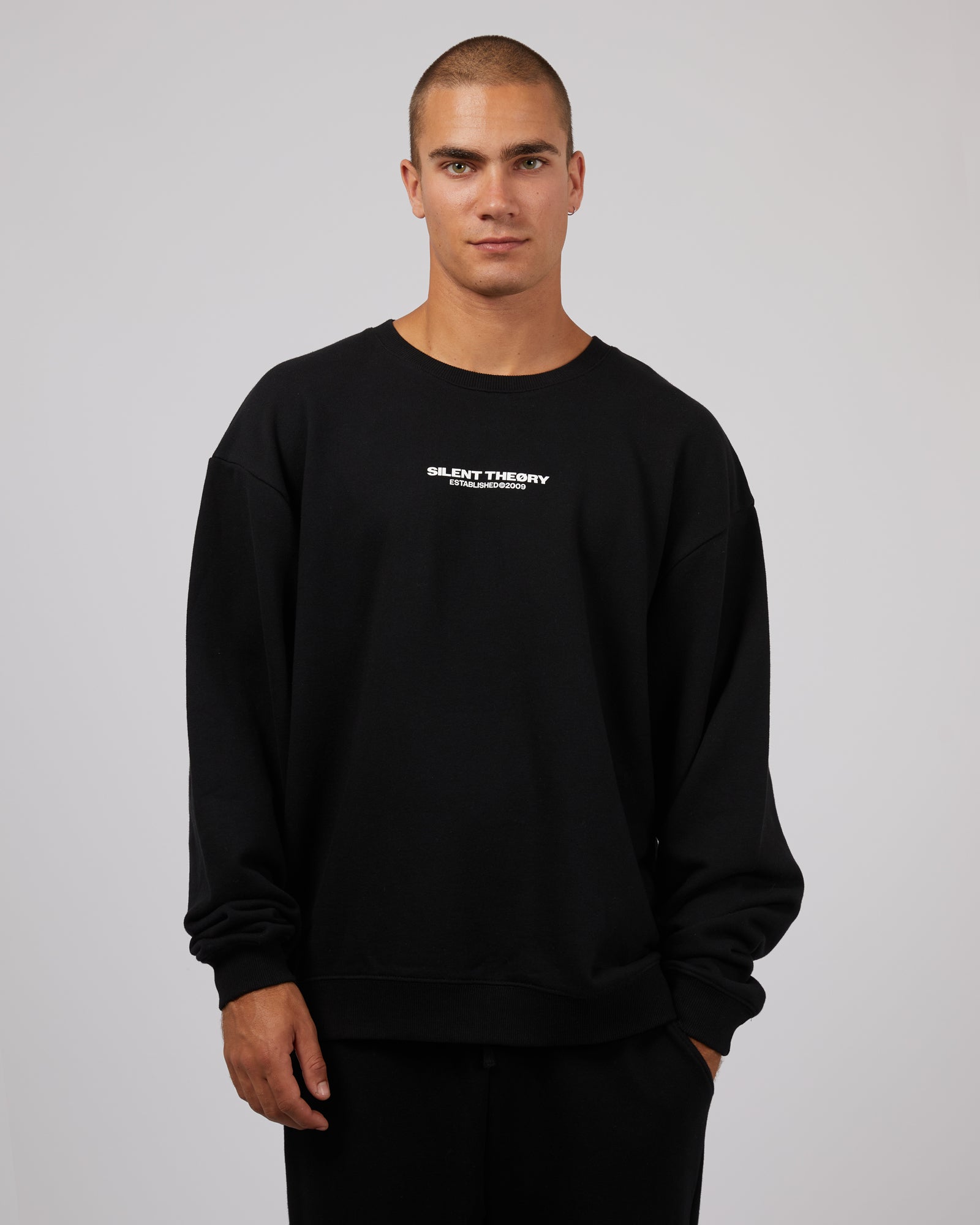 Essential Theory Crew Black Black - Image 1