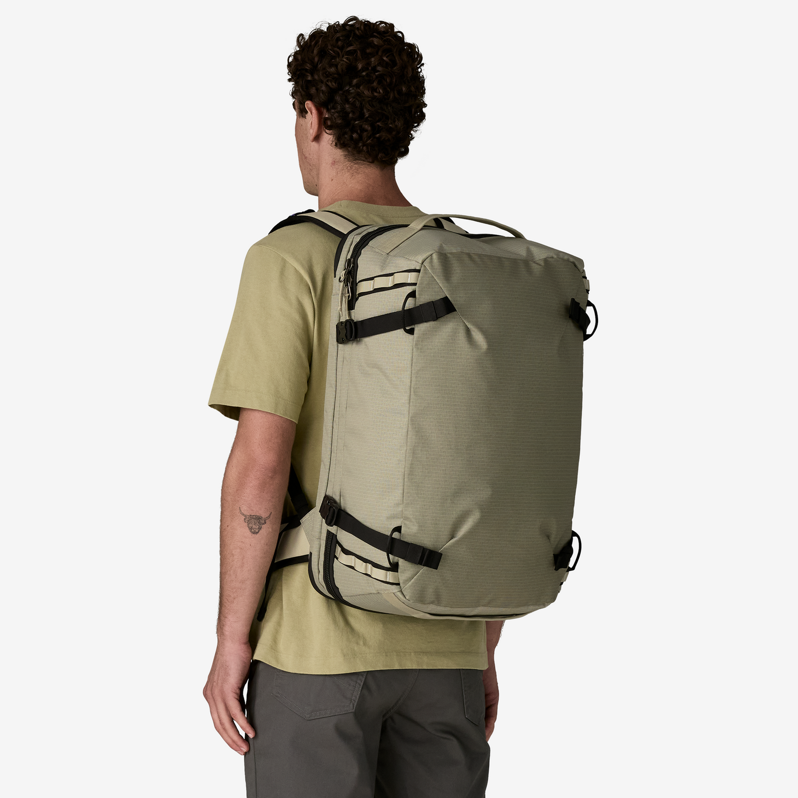 Black Hole MLC Pack 45L Travel Bag Weathered Stone - Image 5