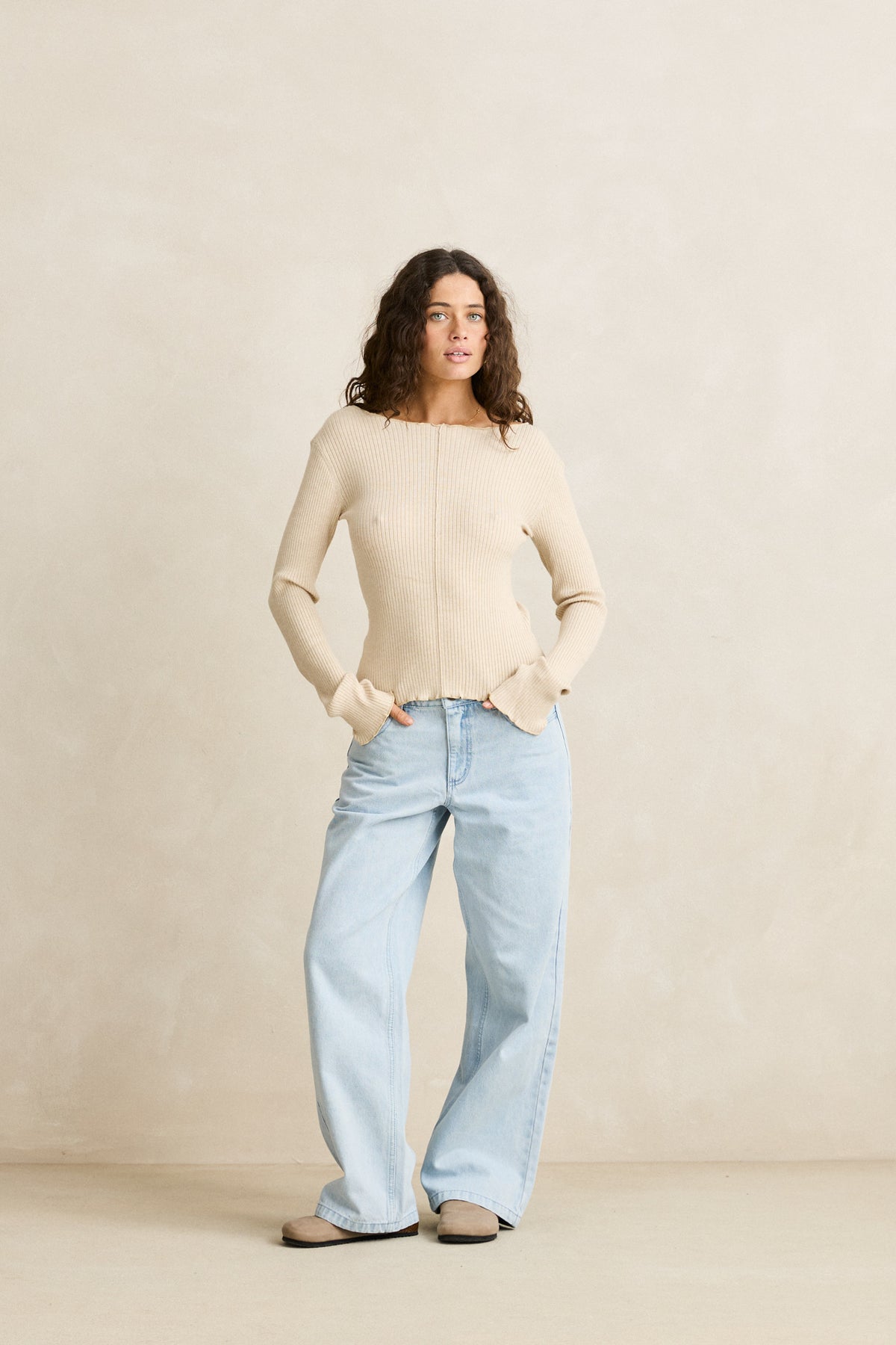 ESSENTIAL LONG SLEEVE KNIT TOP - Image 4