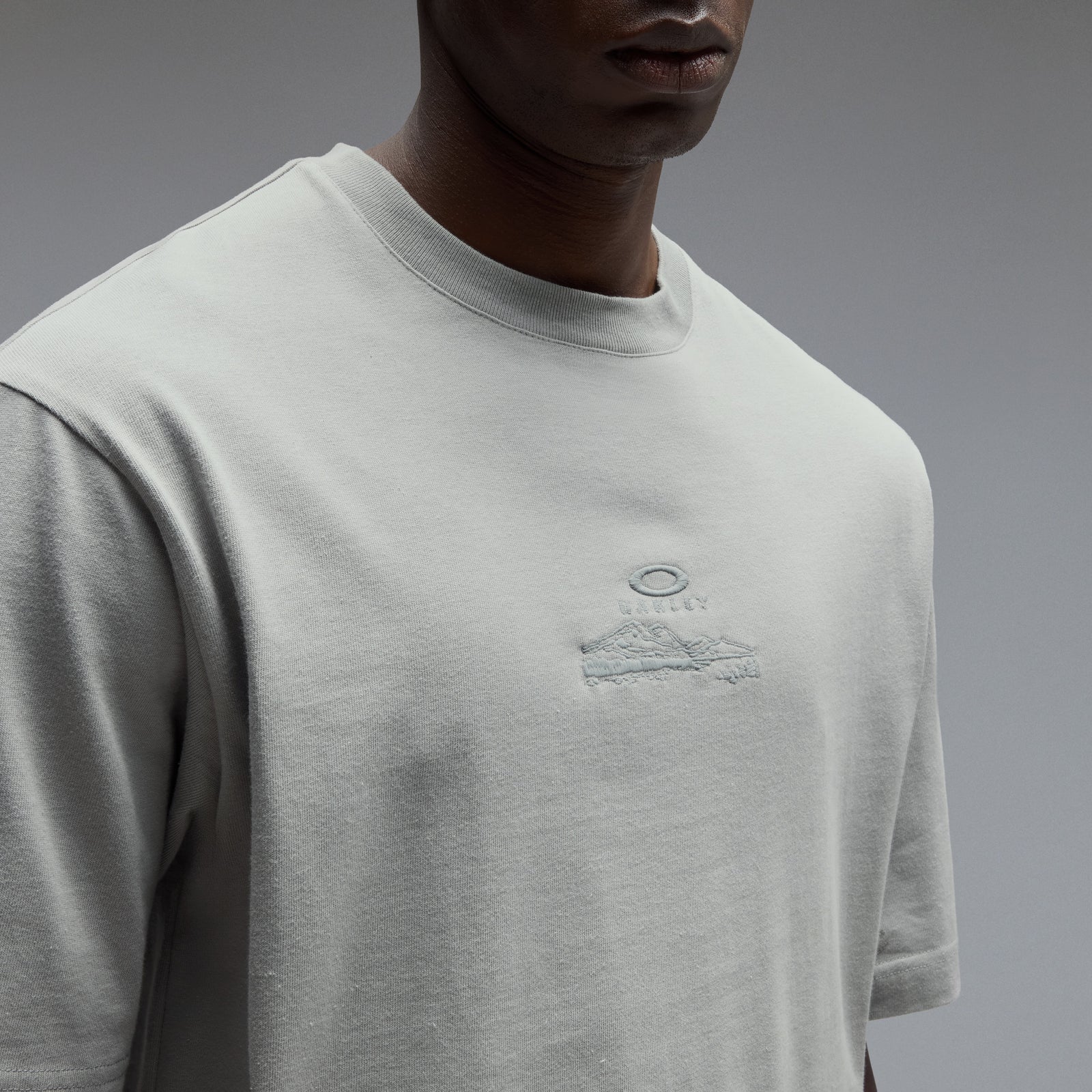 Mtn Ridge Embroidered Tee Cement - Image 4