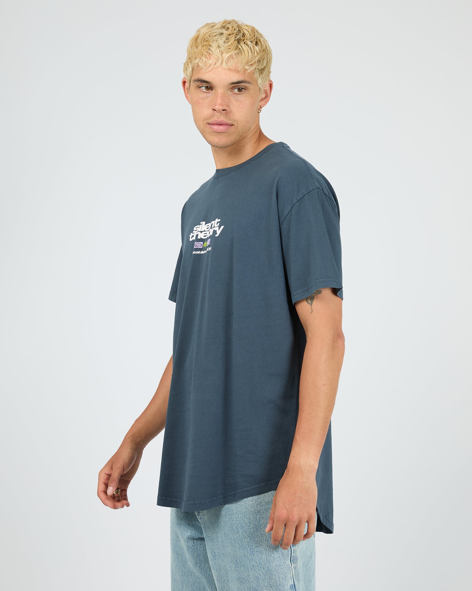 RIOT SCOOP TEE - Image 4