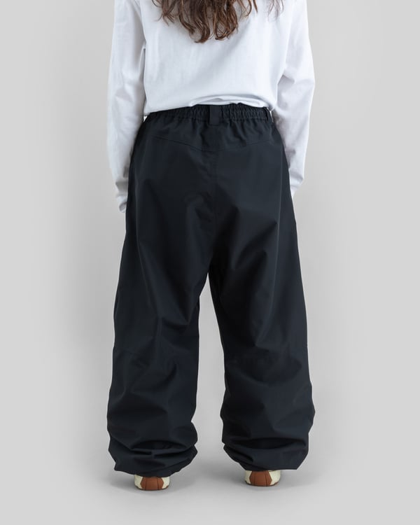 Park Pants Zip Black - Image 10