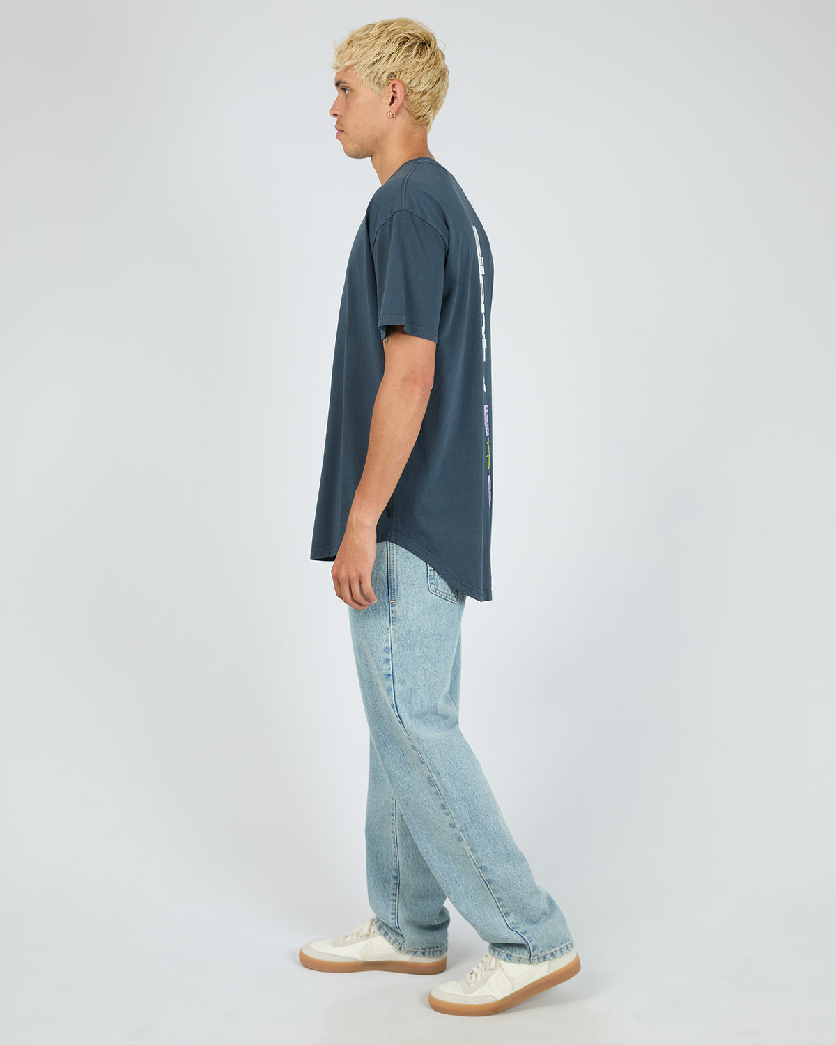 RIOT SCOOP TEE - Image 6