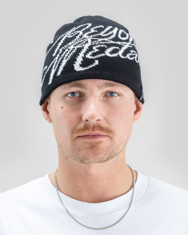 Jacquard Beanie Logo Black - Image 4