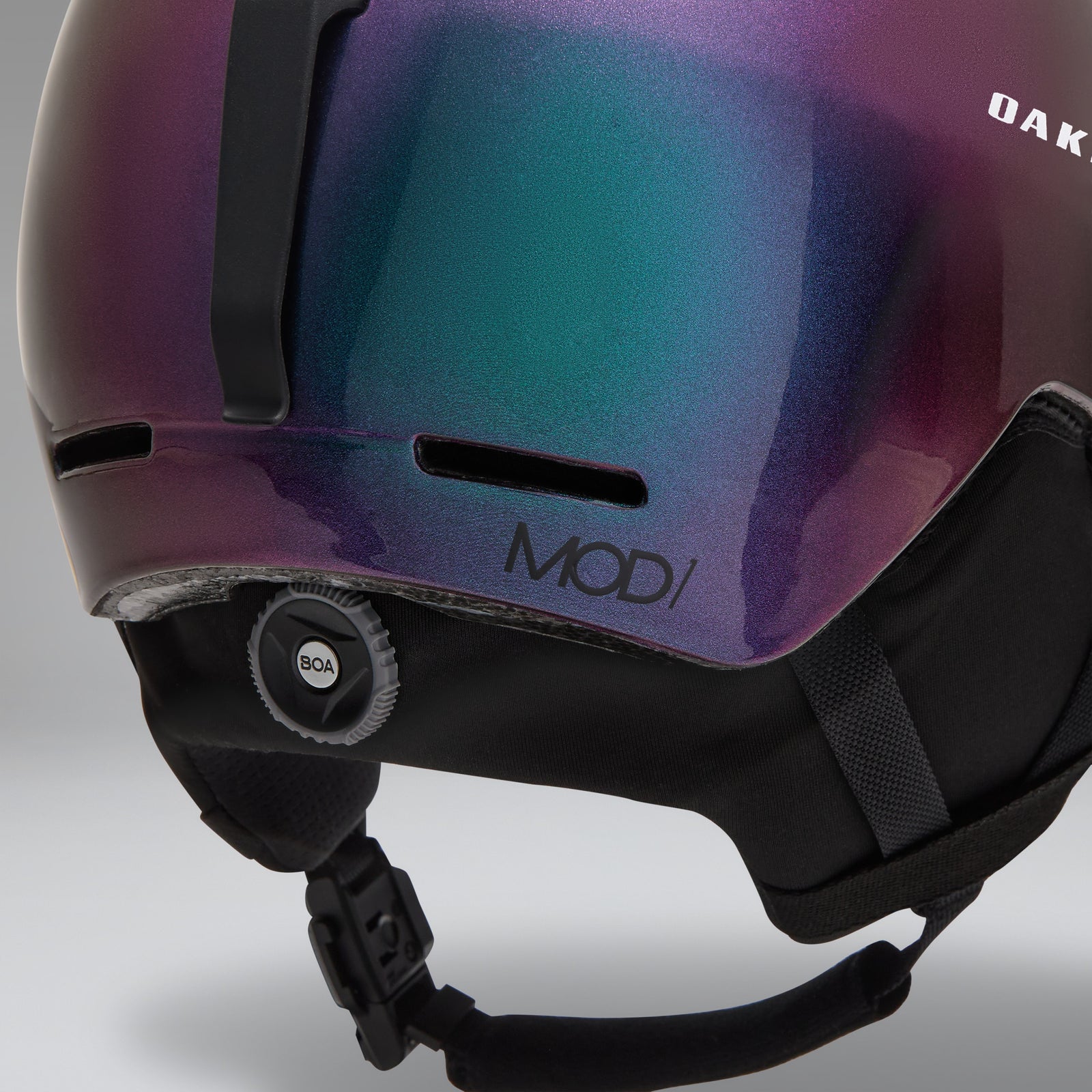 MOD1 Mips Asian Fit Snow Helmet - Aura Collection